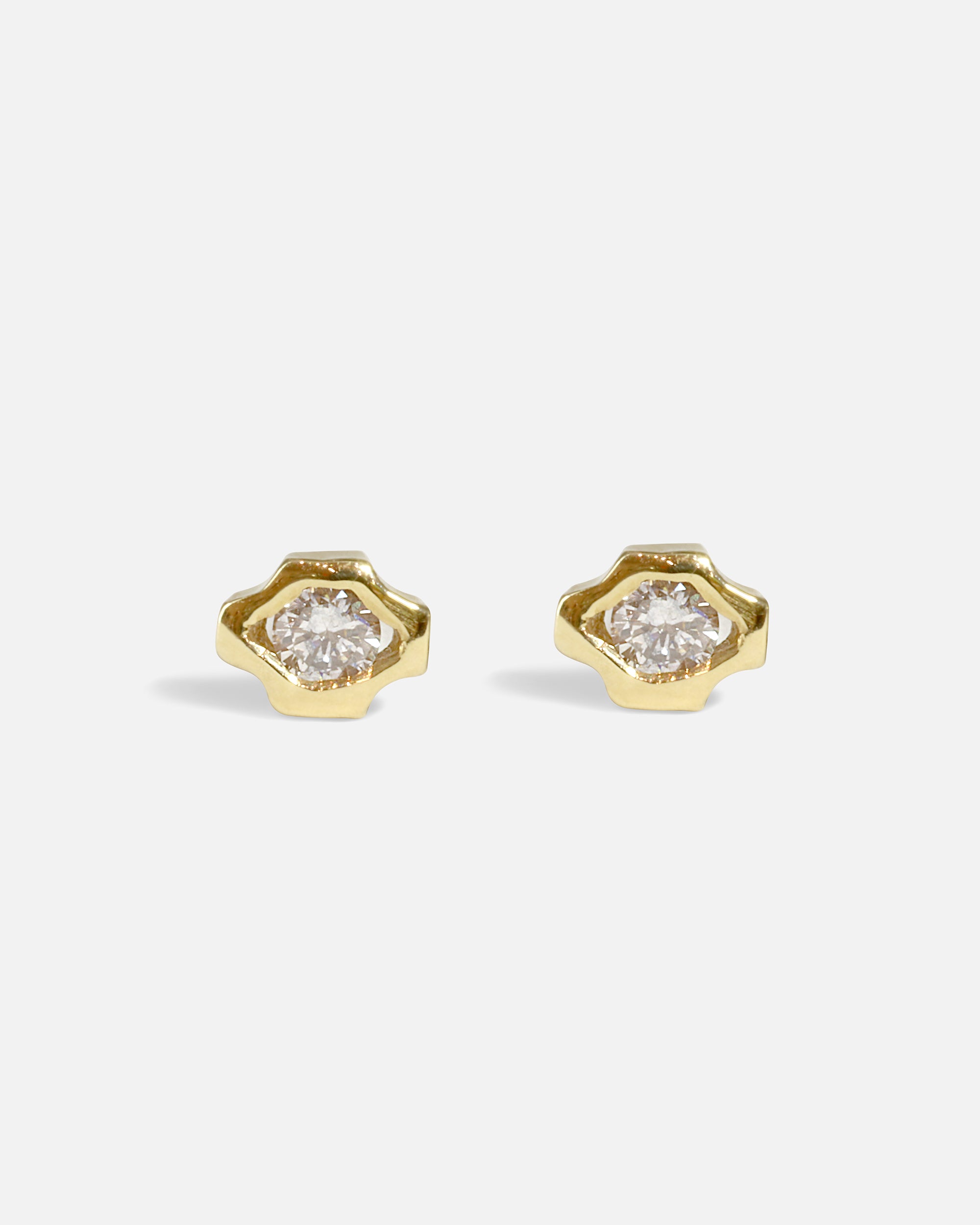 Front view of Fes Diamond / Studs by Nishi