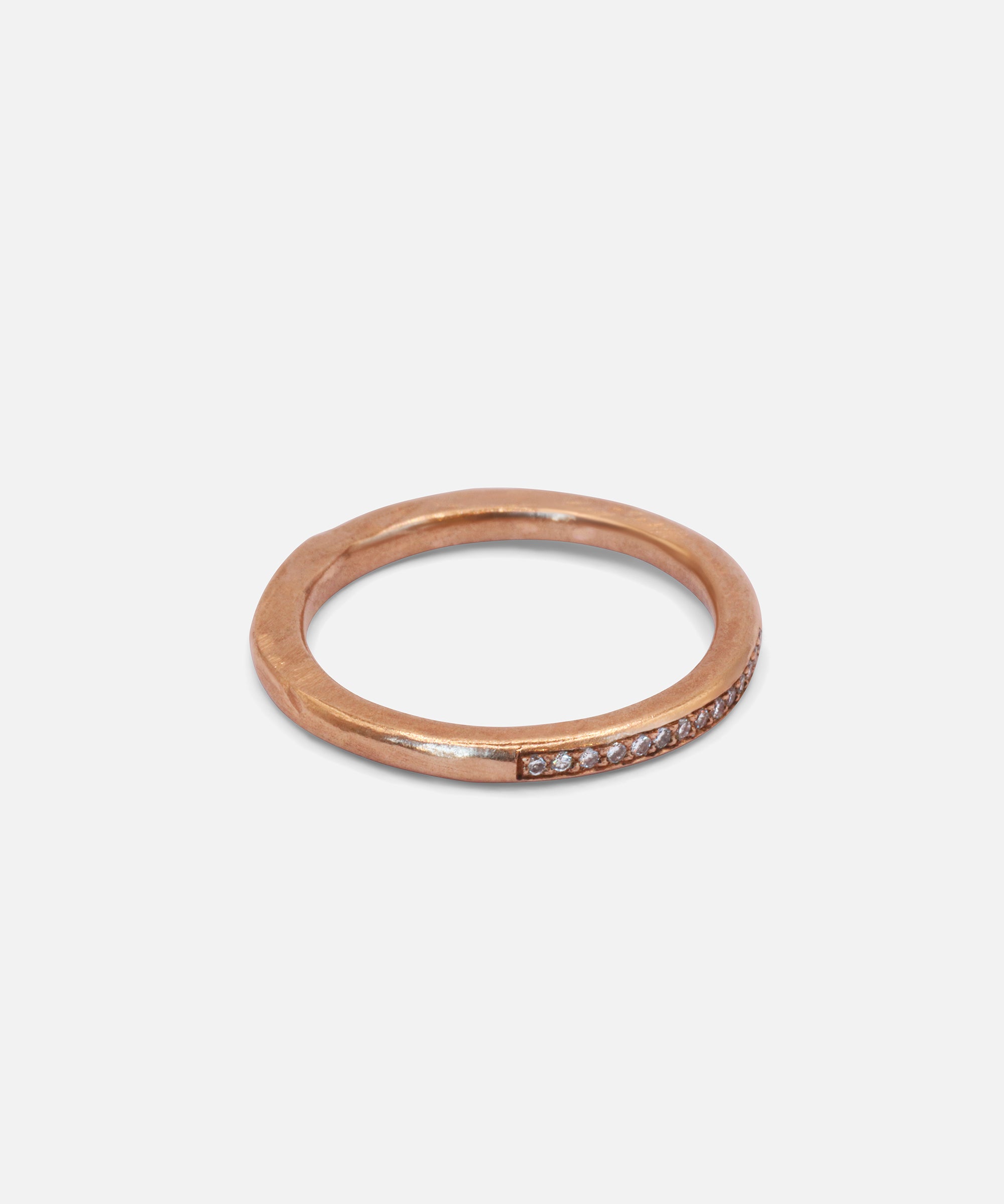 Side view of Empress / Diamond Band