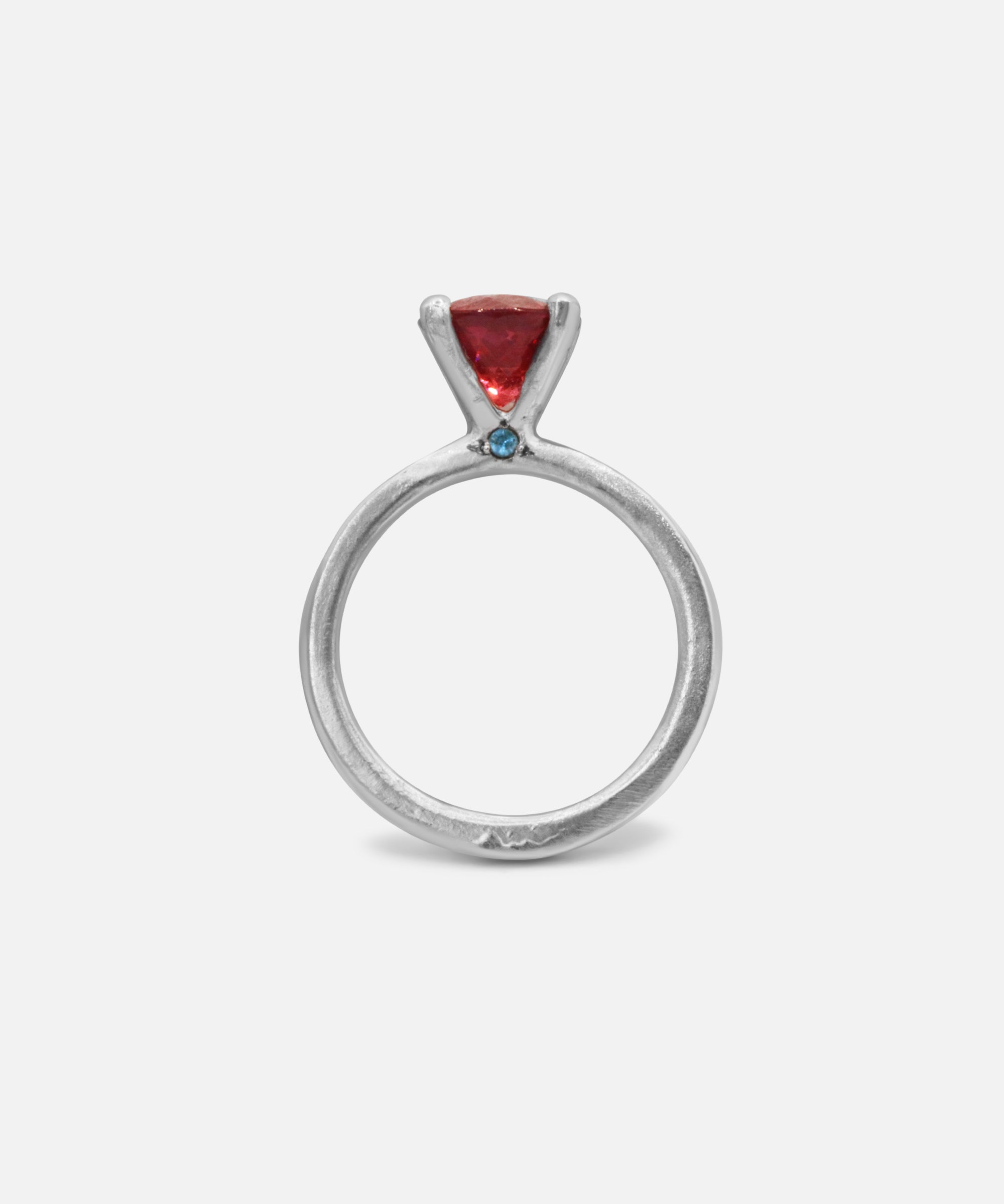 Profile shot of Imperatrix / Malaya Garnet Ring