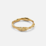 Side view of Daydreamer Band in 14k yellow gold