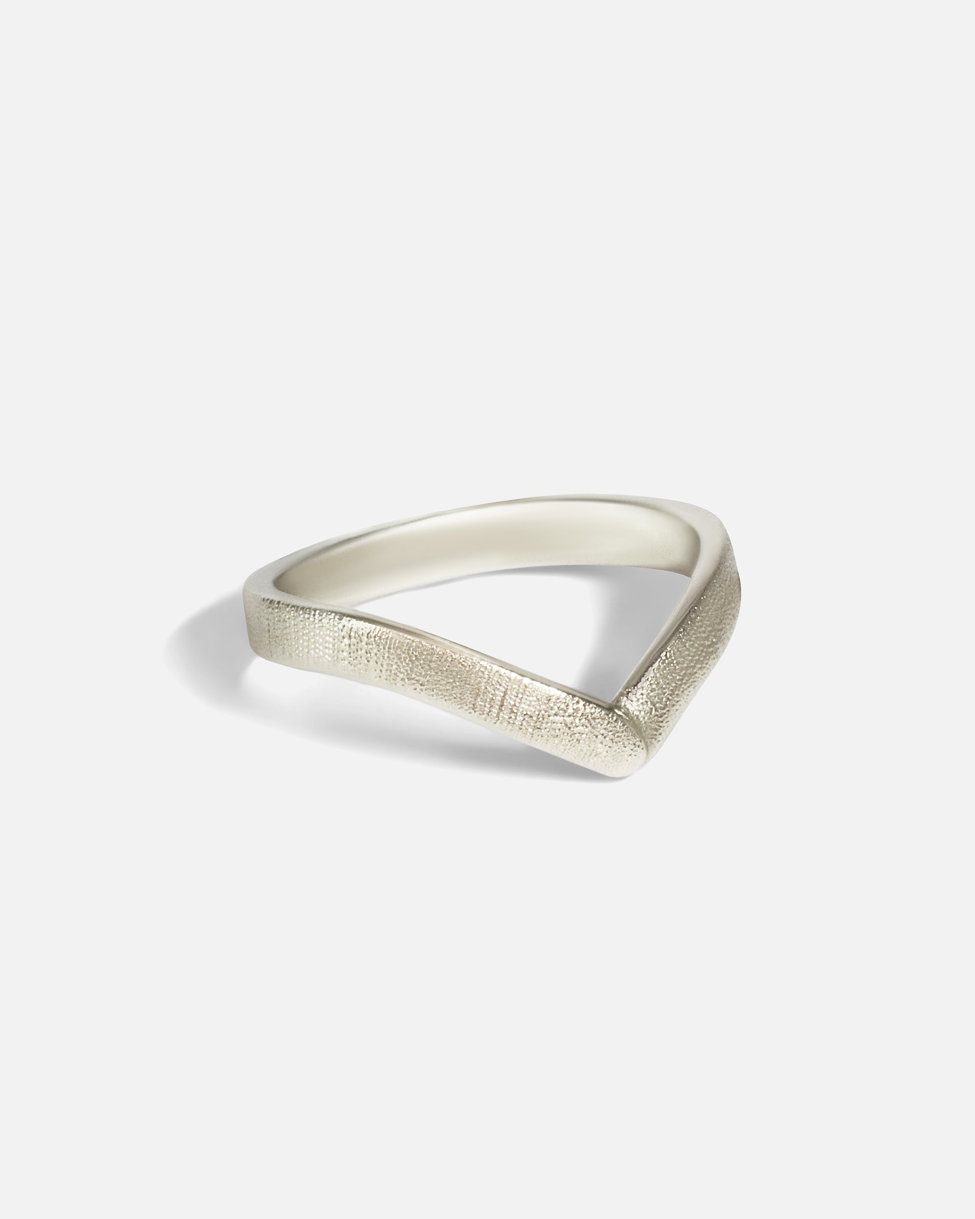 Side view of V Ring in Platinum by Young Sun Song