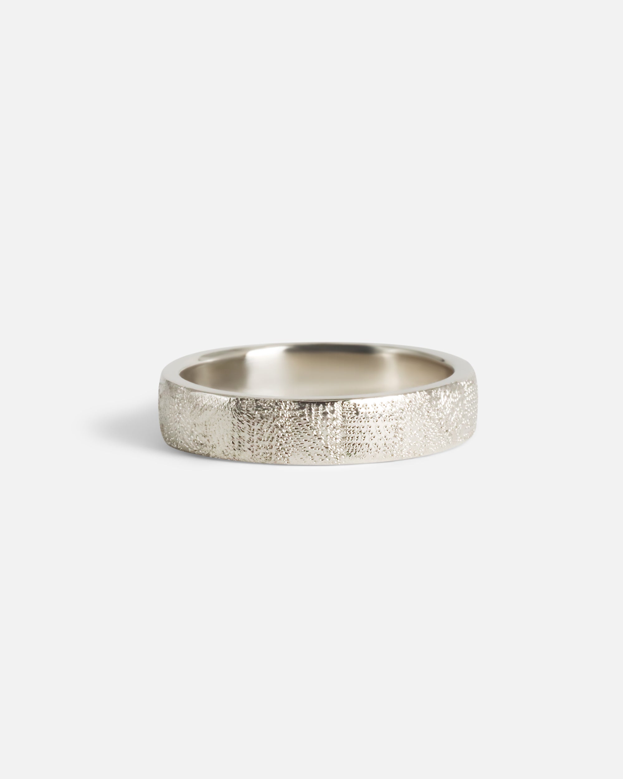 Front view of All That Glitters Band / 5mm in platinum by Young Sun Song