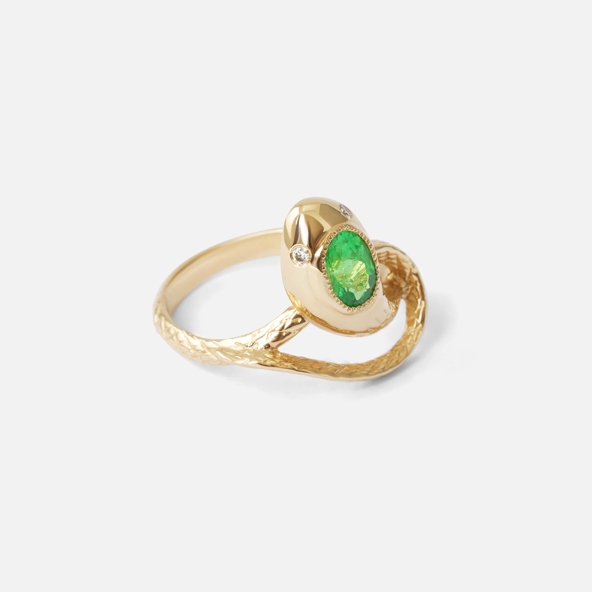 Serpentes Ring / Tsavorite and Diamonds By Ides