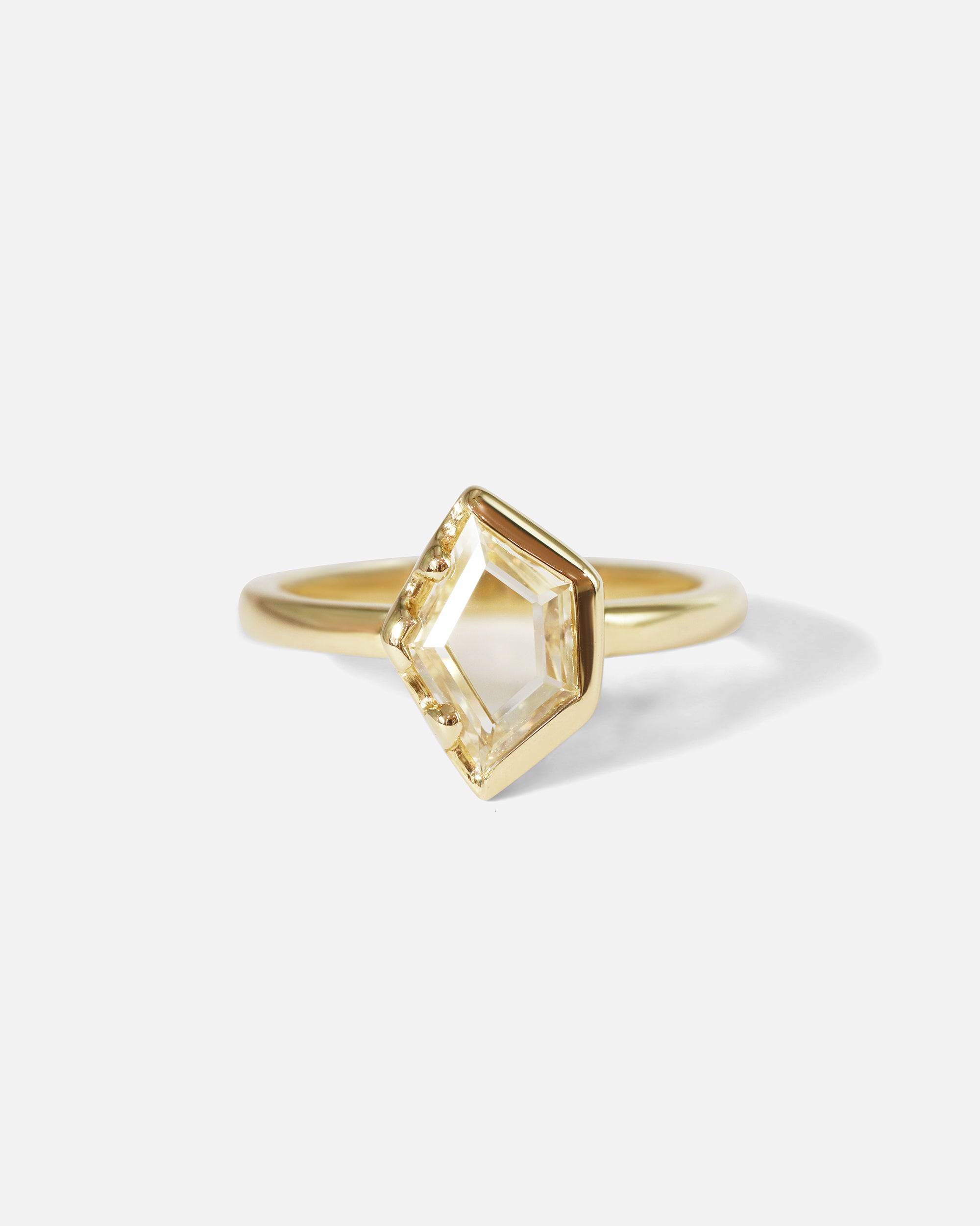 Front view of Portrait Ring / White Sapphire