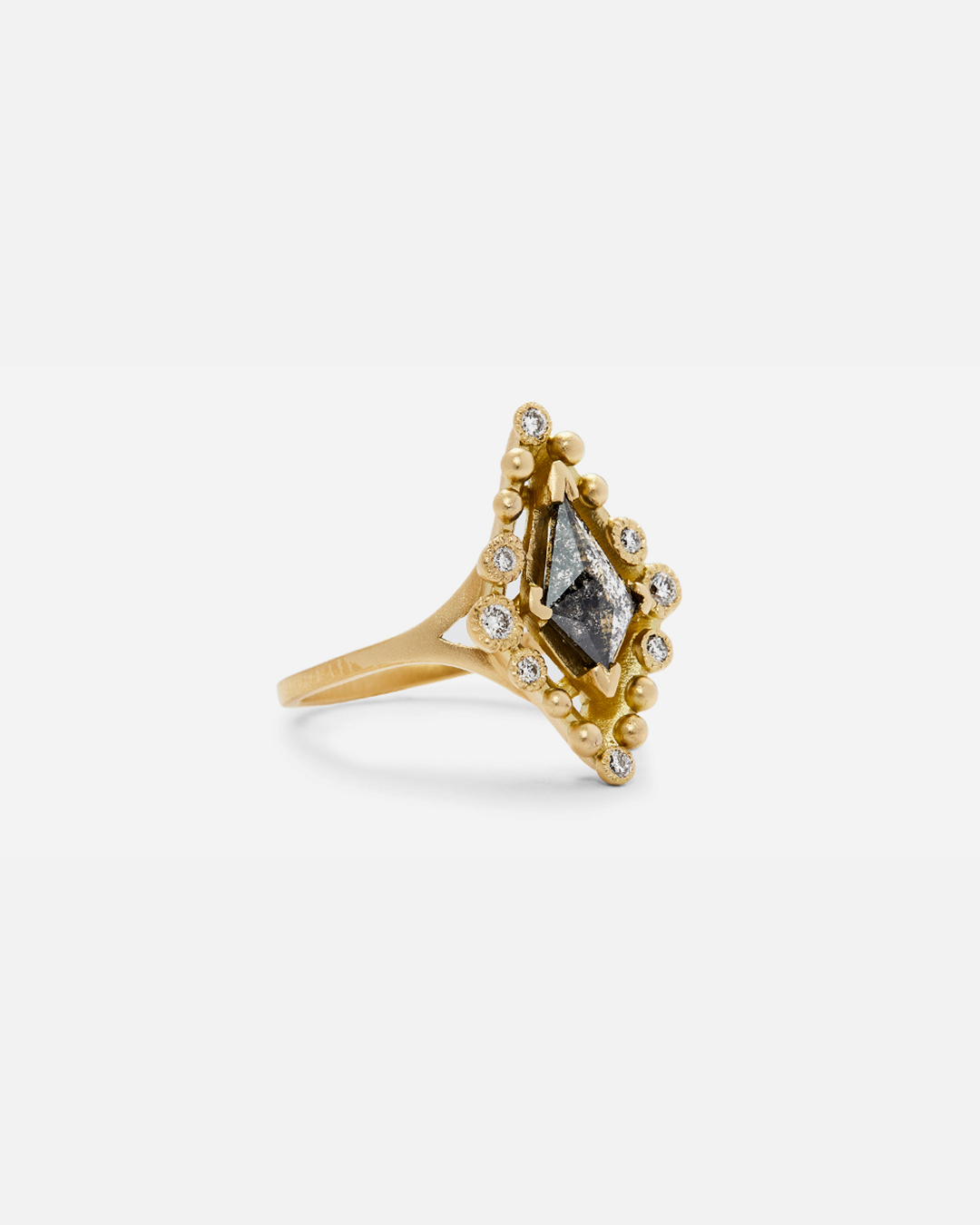 Melee Halo / E9 By Hiroyo in Engagement Category