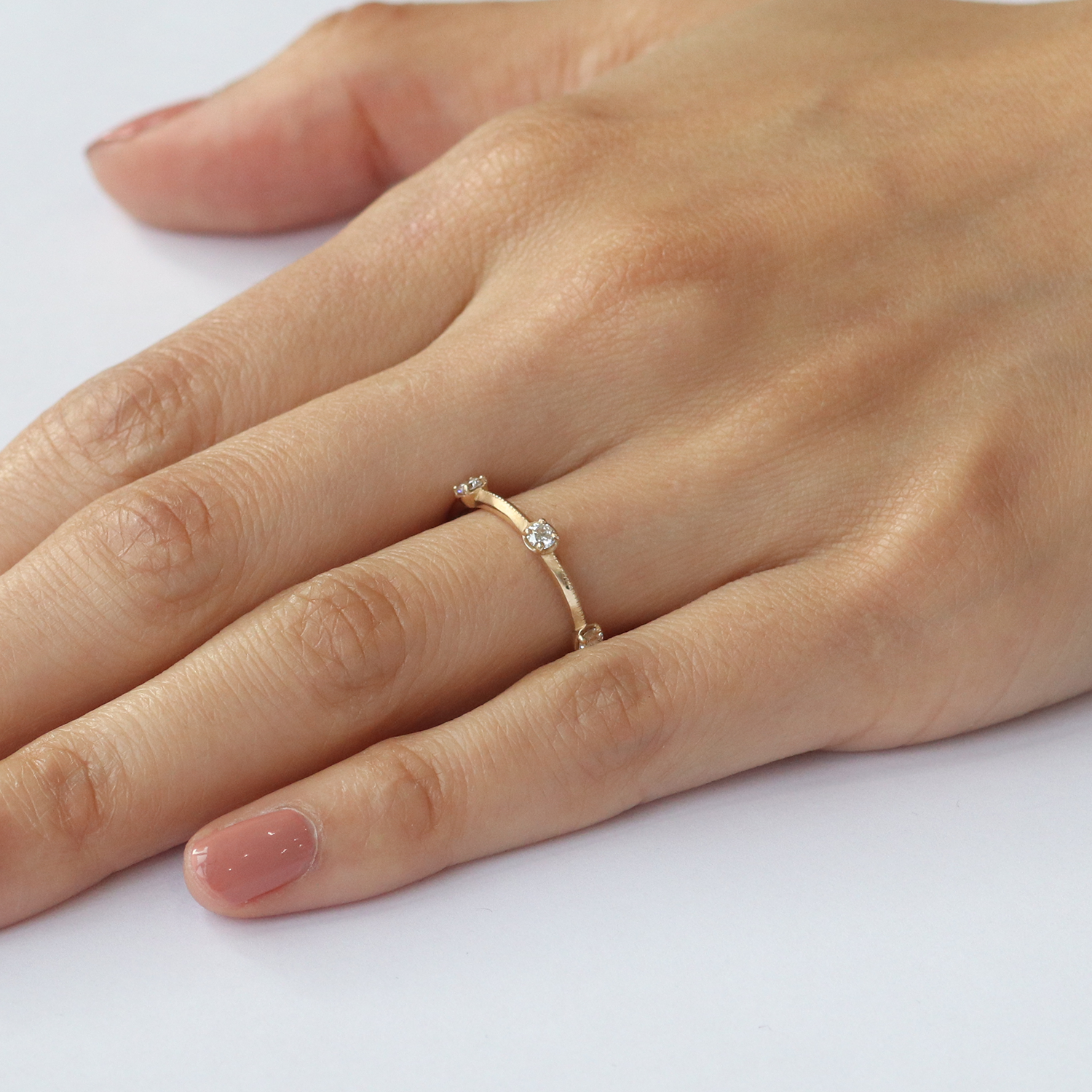 Romantic Array / Linear Diamond Band By Ruowei