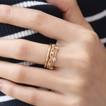 Romantic Array / Eye Diamond Band By Ruoria