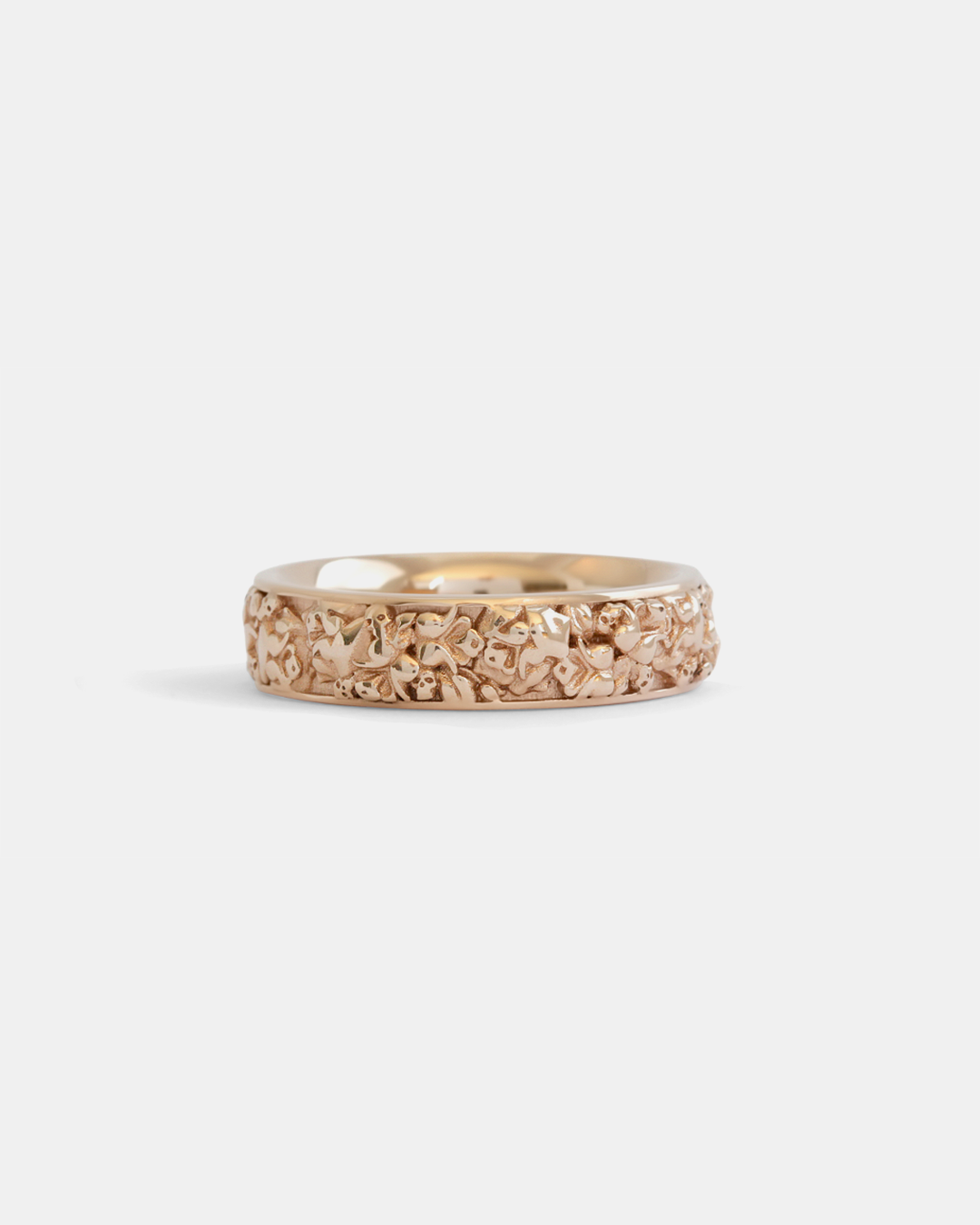 Front view of Rose Garden Band in 18k rose gold
