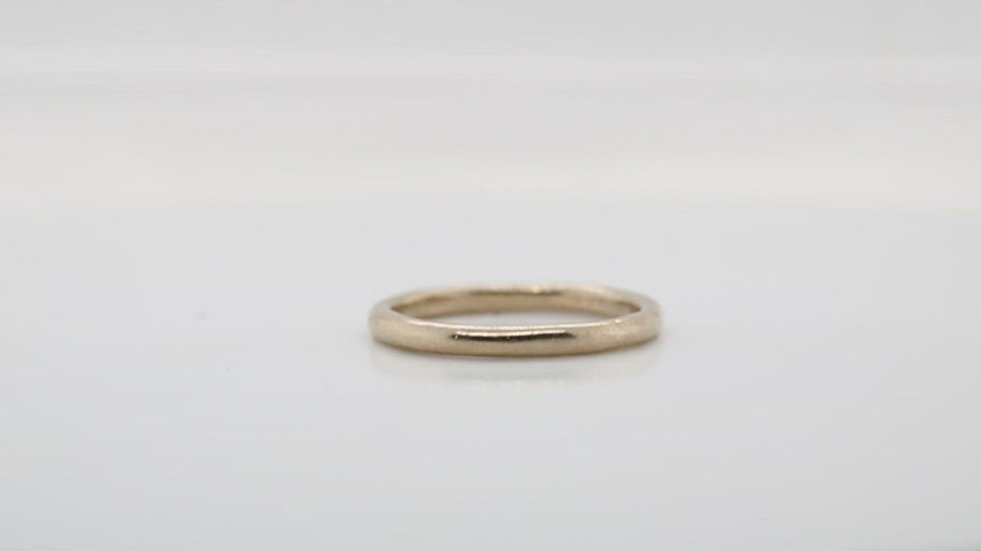 Classic Round / Medium Ring