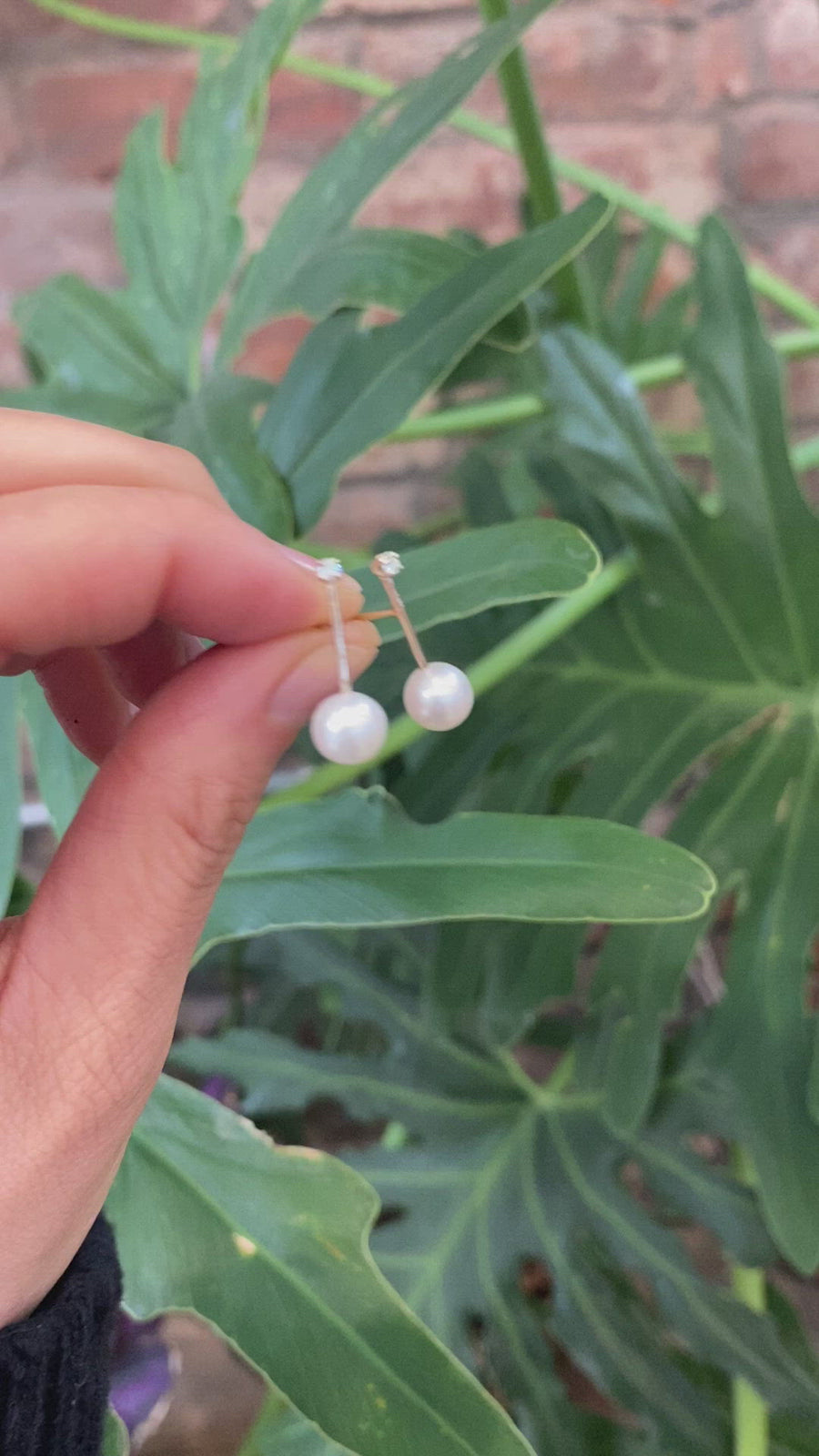 Bar Studs / Pearl & Diamonds