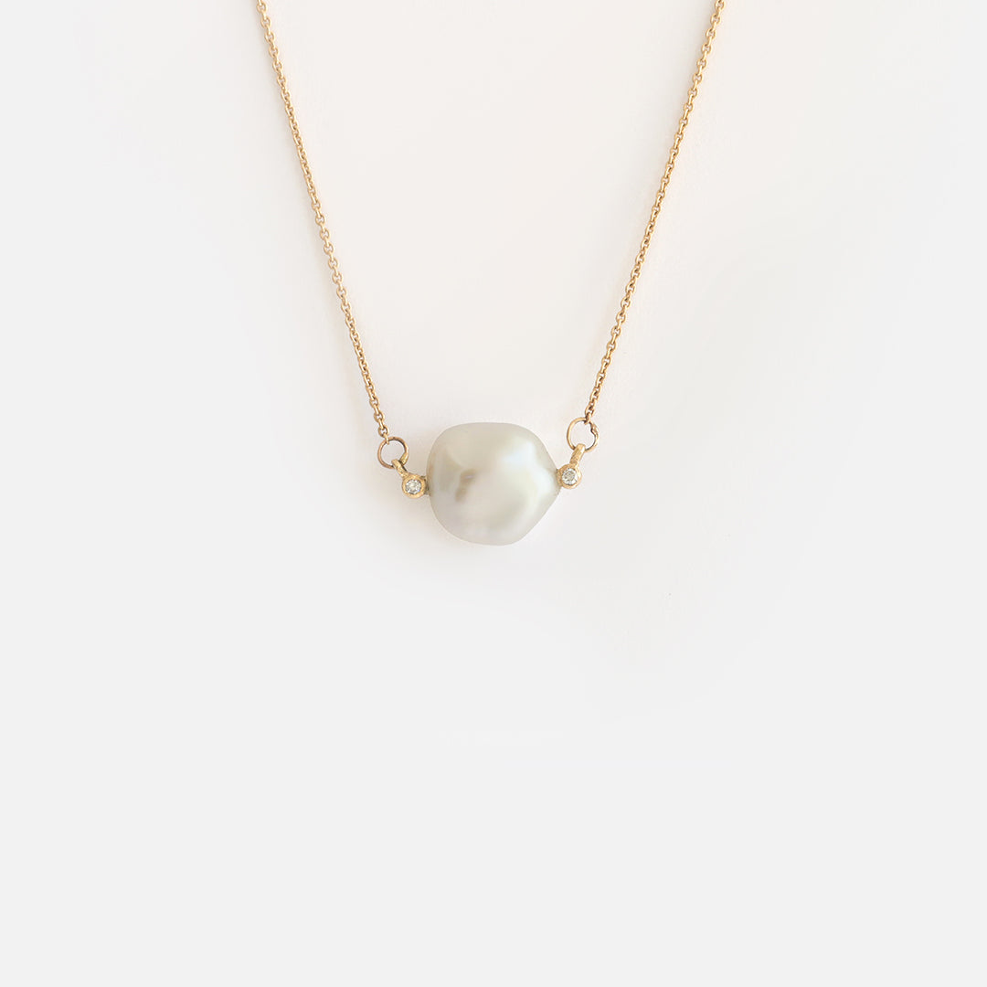 Keshi Pearl and White Diamonds I / Necklace By Ariko