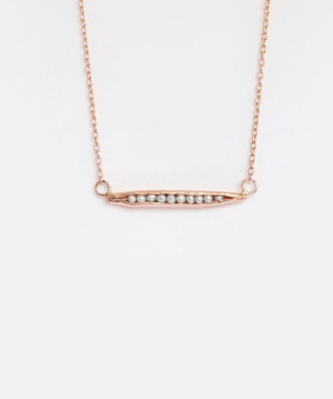 Cluster of Pearls / Pink Pendant By Ariko