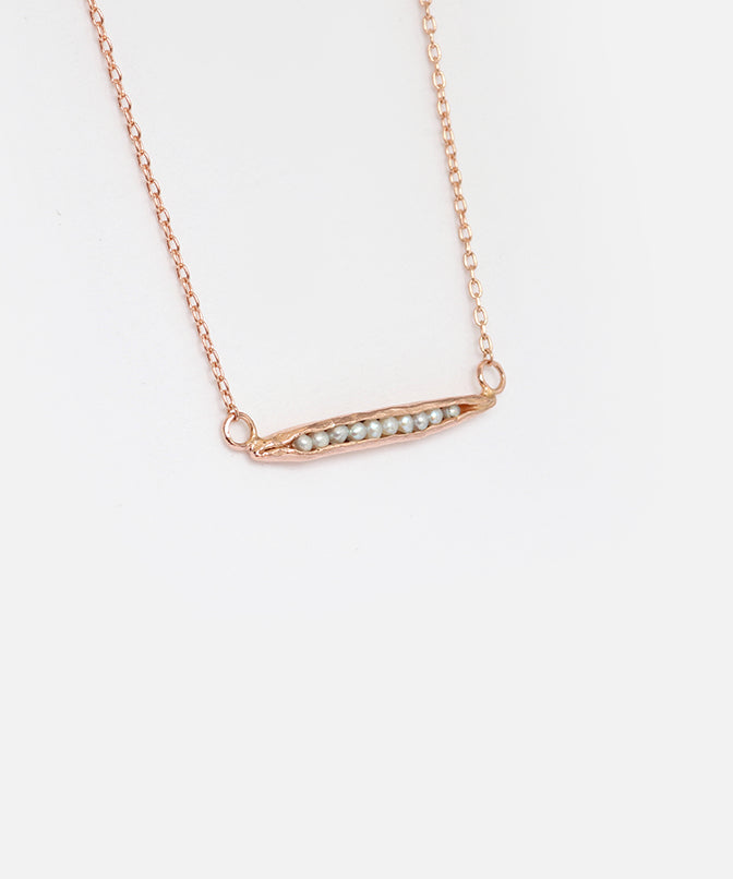 Cluster of Pearls / Pink Pendant By Ariko