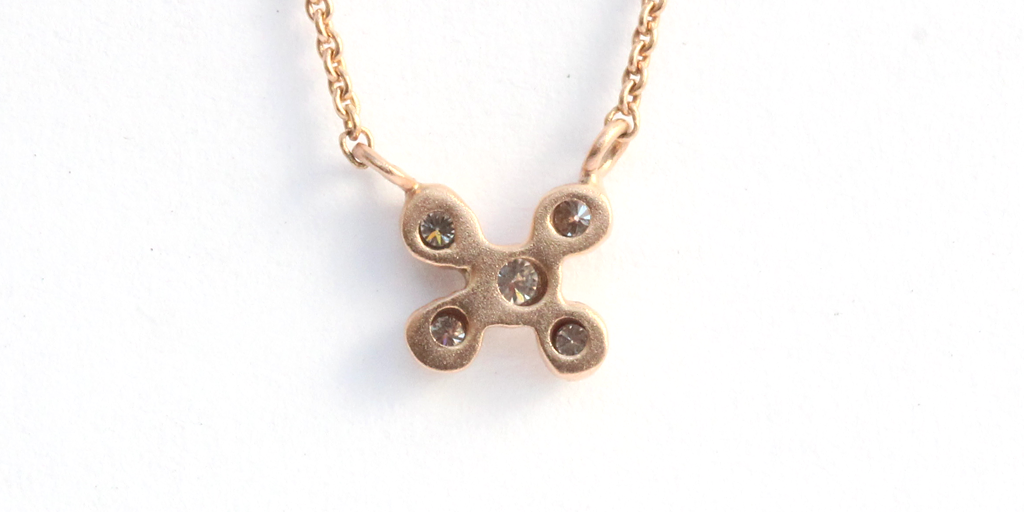 Bubble 10 / White Diamond Pendant By Hiroyo