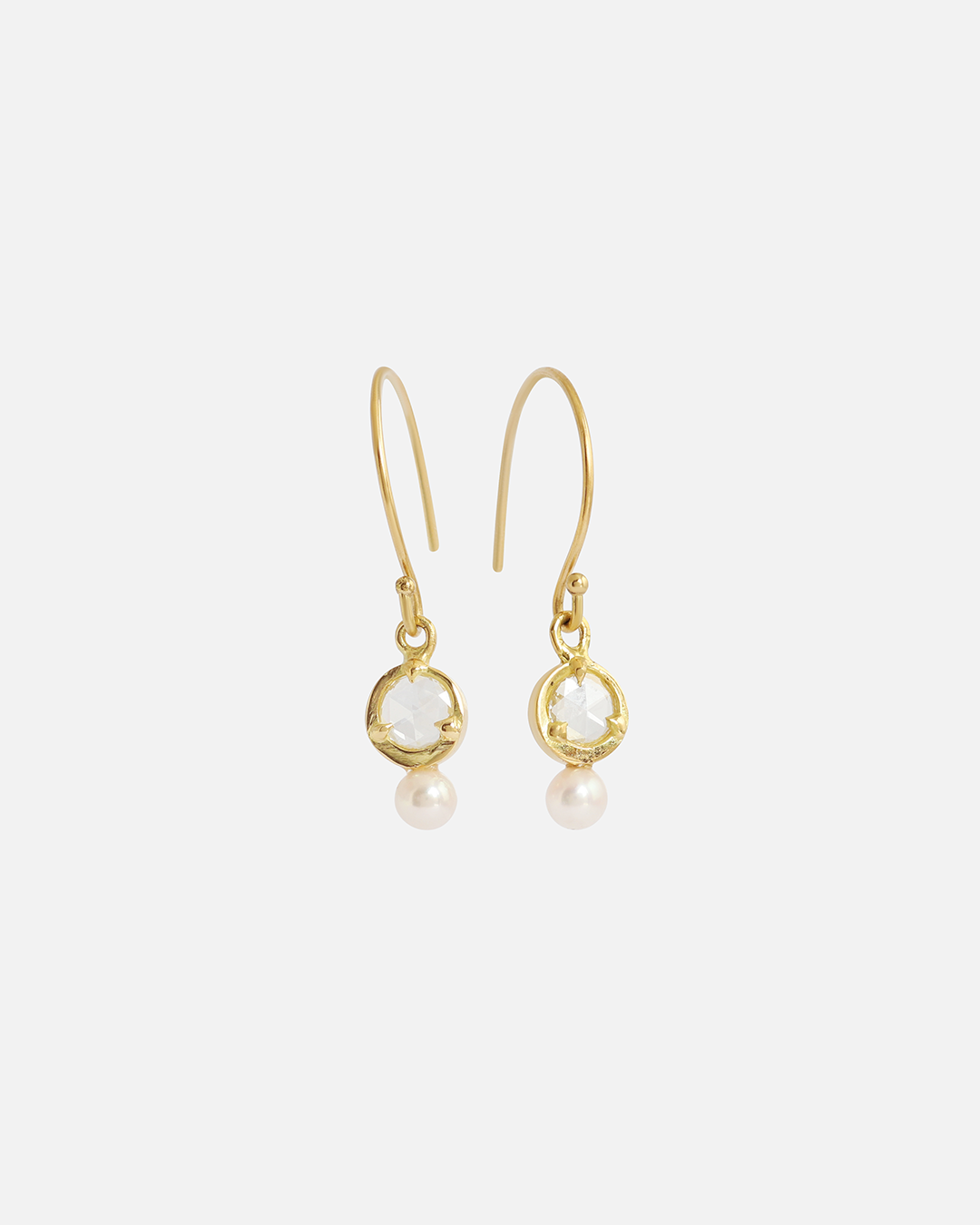 Dew 19 / Diamond + Pearl Earrings By Hiroyo