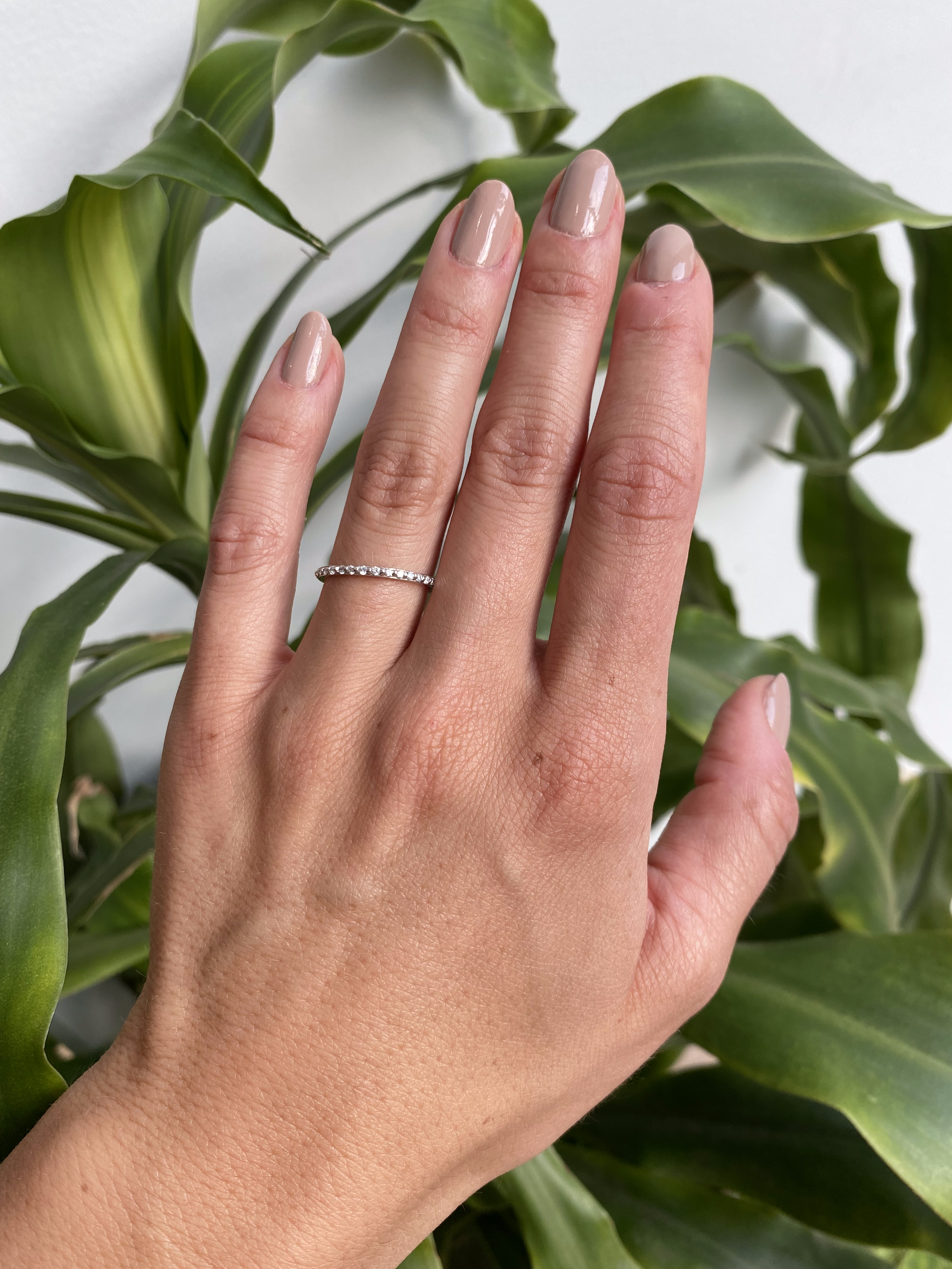 Dew / 1.3mm Round White Diamond Ring By Hiroyo