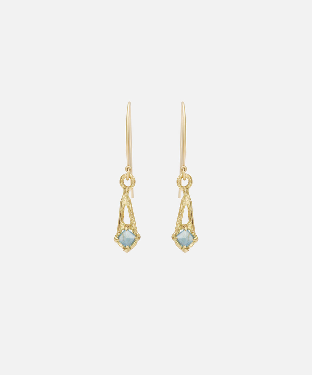 Silk / Pyramid Blue Sapphire Earrings By Hiroyo