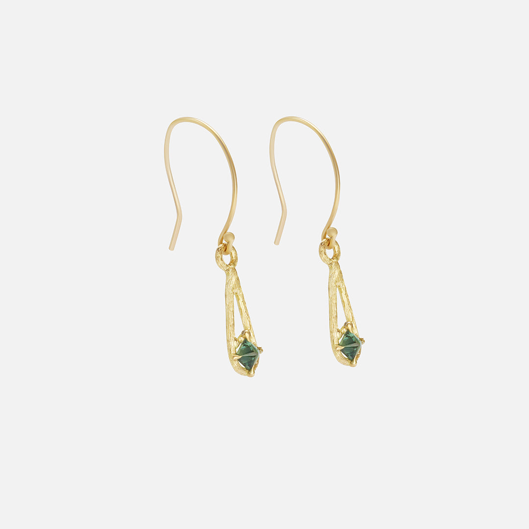 Silk / Pyramid Blue Sapphire Earrings By Hiroyo in earrings Category