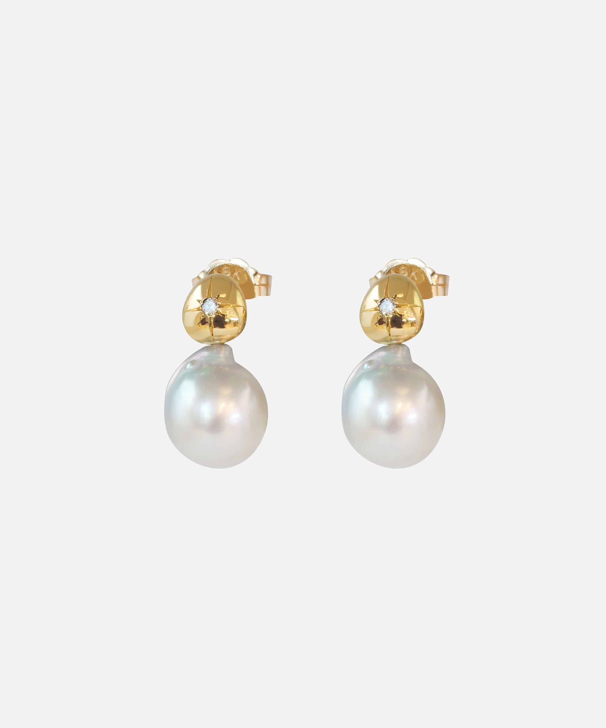 Umi / Triangle Shaped with Akoya Pearl Earrings By Hiroyo