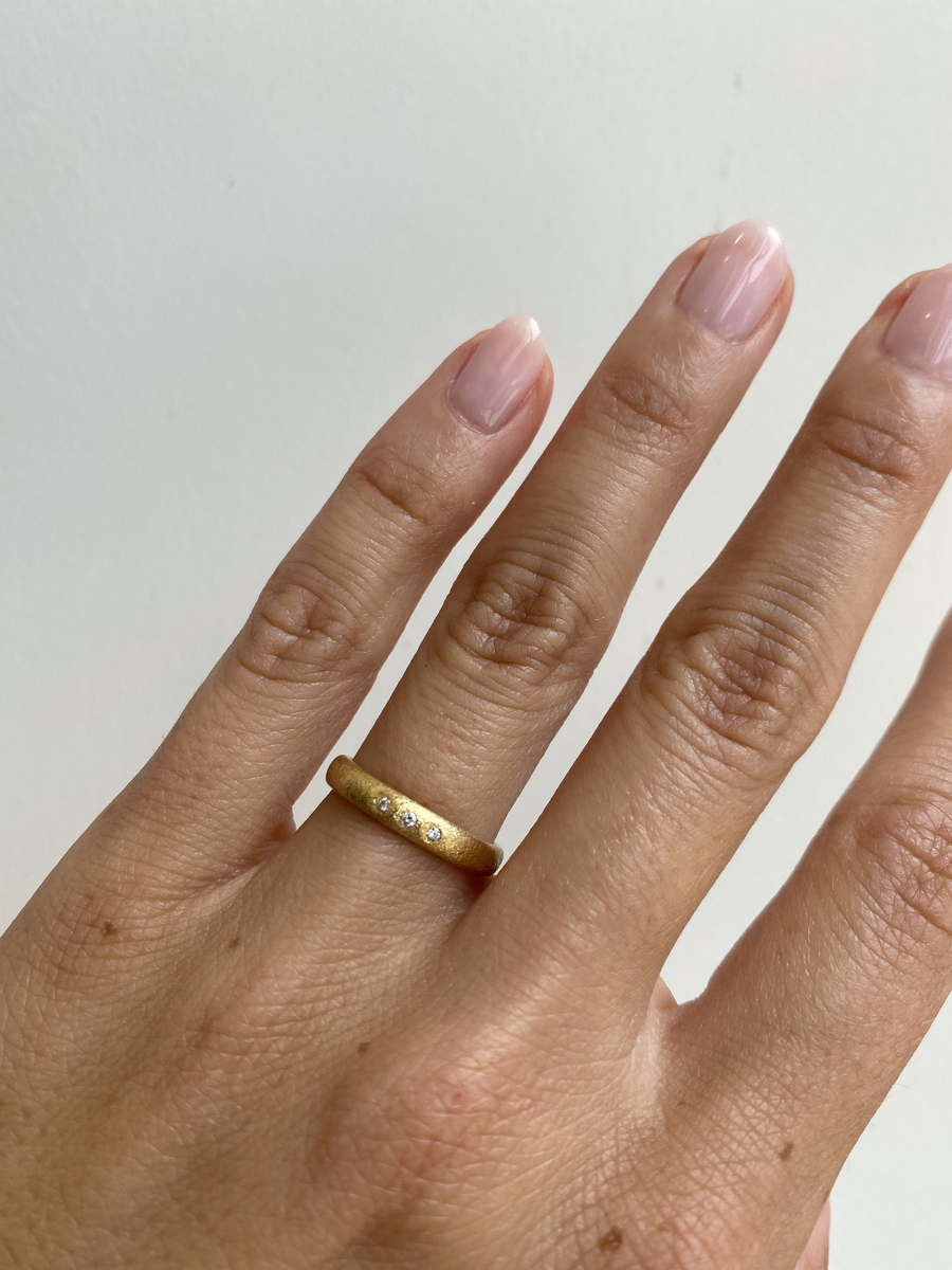 Kotobuki Band / 3 White Diamonds By Hiroyo in WEDDING Category