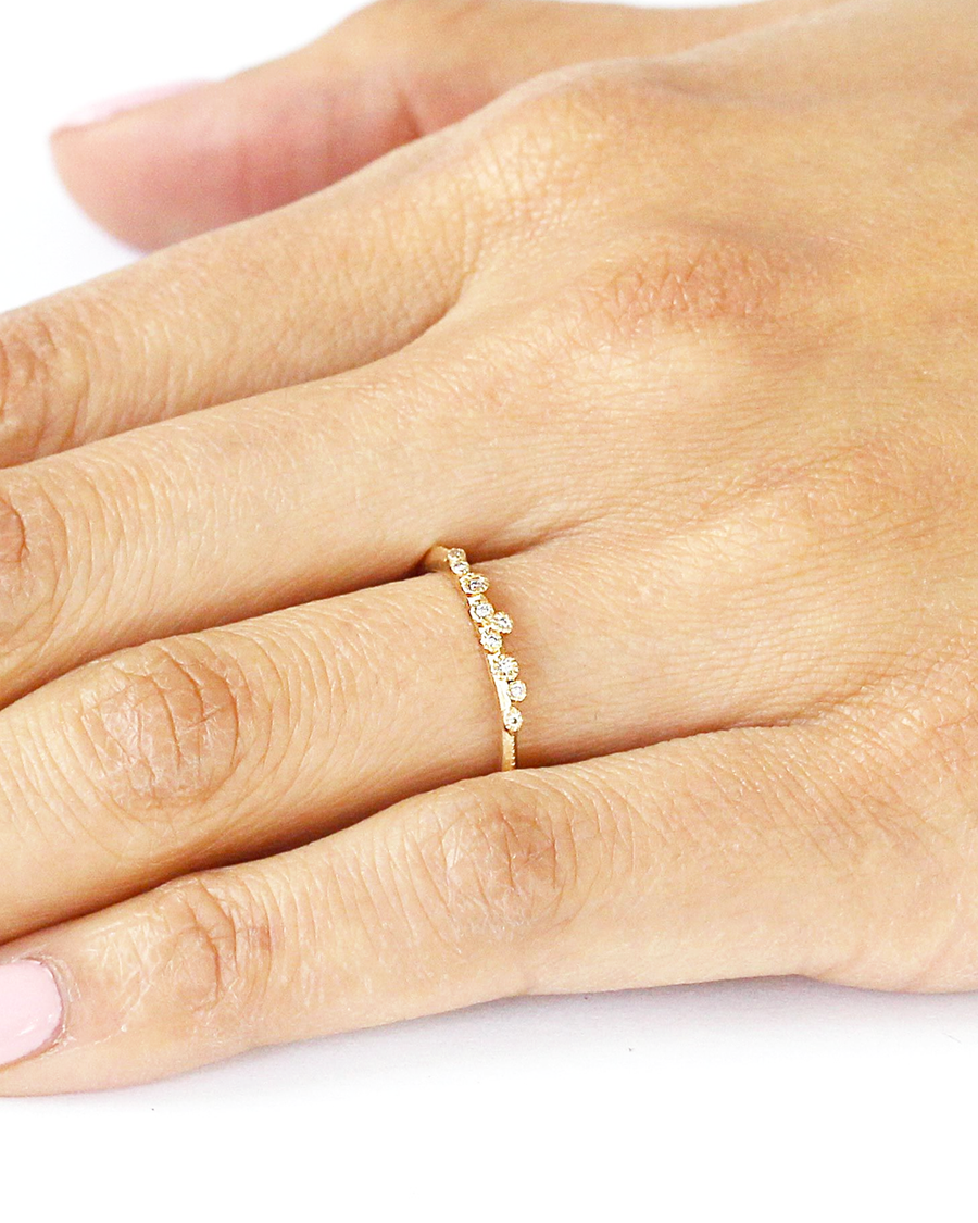 Melee 17 / White Diamonds By Hiroyo in rings Category