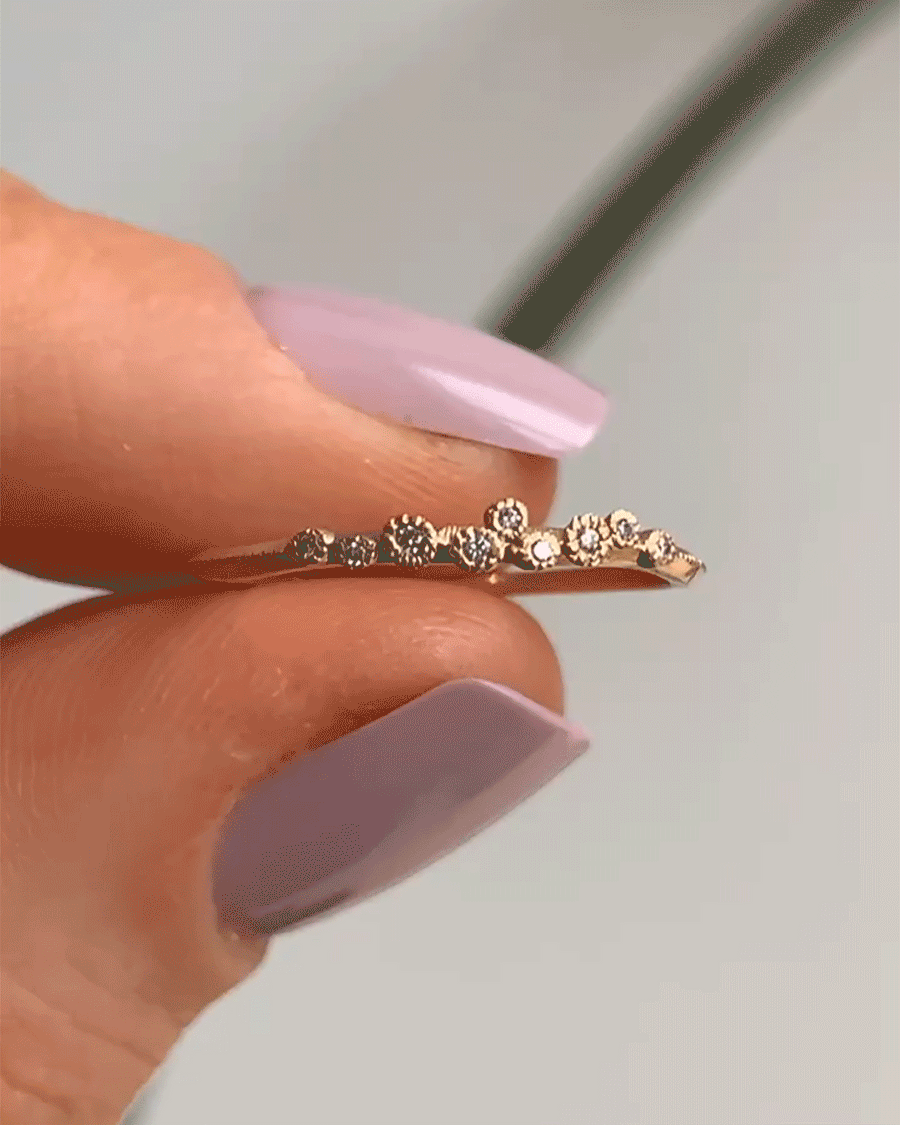 Melee 17 / White Diamonds By Hiroyo in rings Category