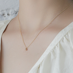 Melee 34B / White Diamond Pendant By Hiroyo