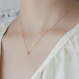 Melee 34B / White Diamond Pendant By Hiroyo
