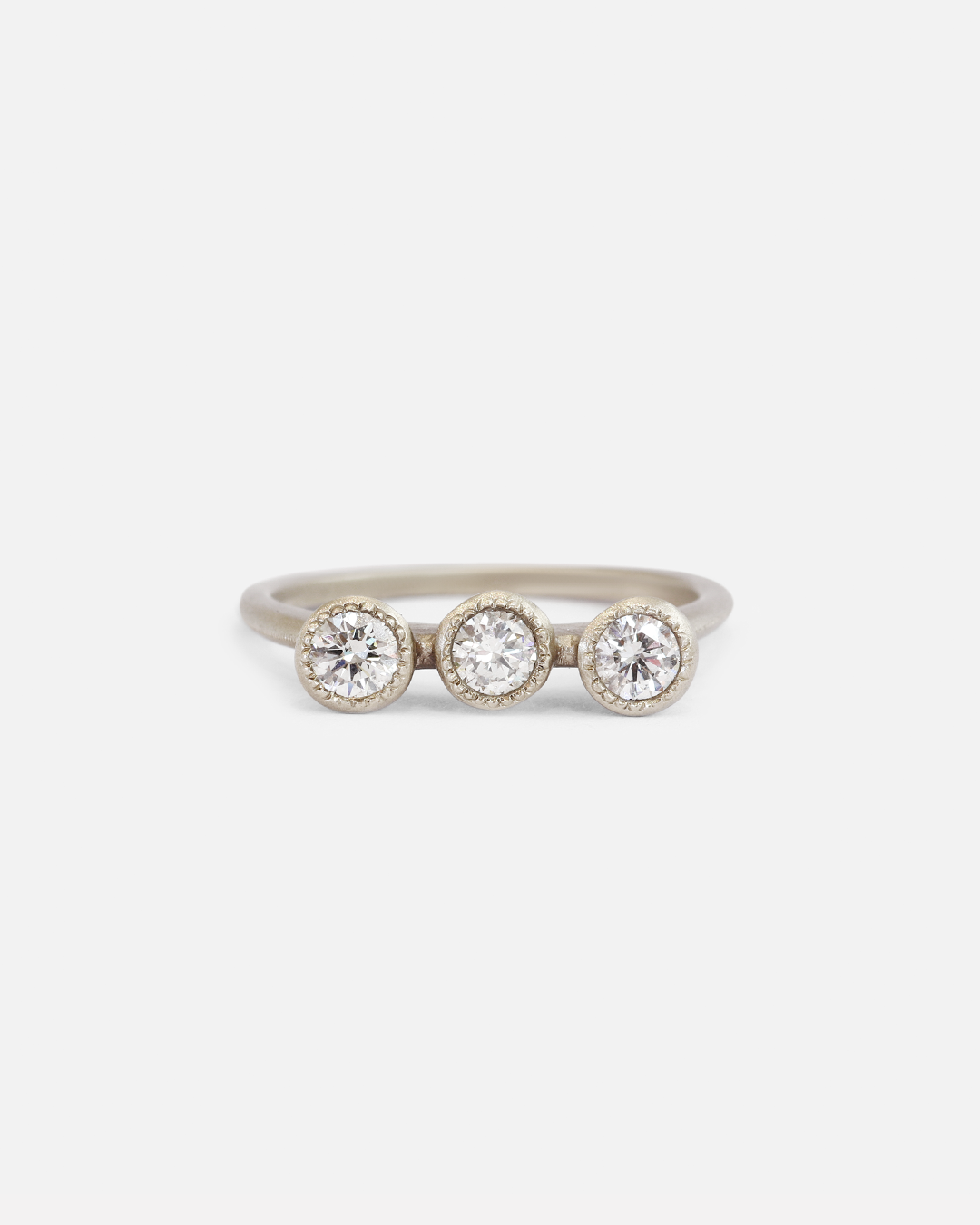 Melee 9 Large / White Diamonds By Hiroyo
