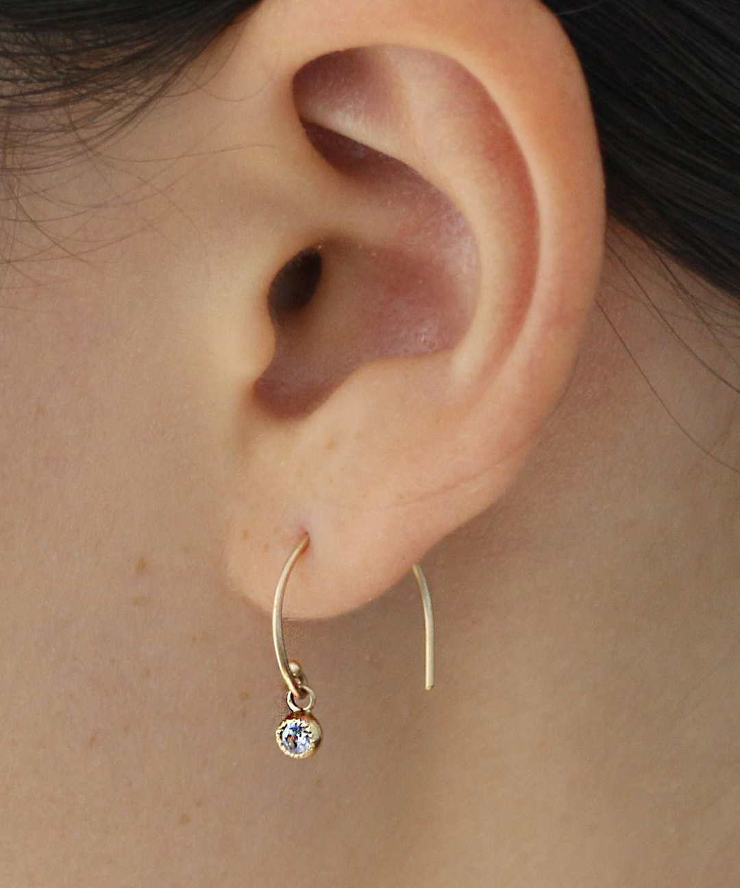 Melee Ball Loop / Light Blue Sapphire By Hiroyo