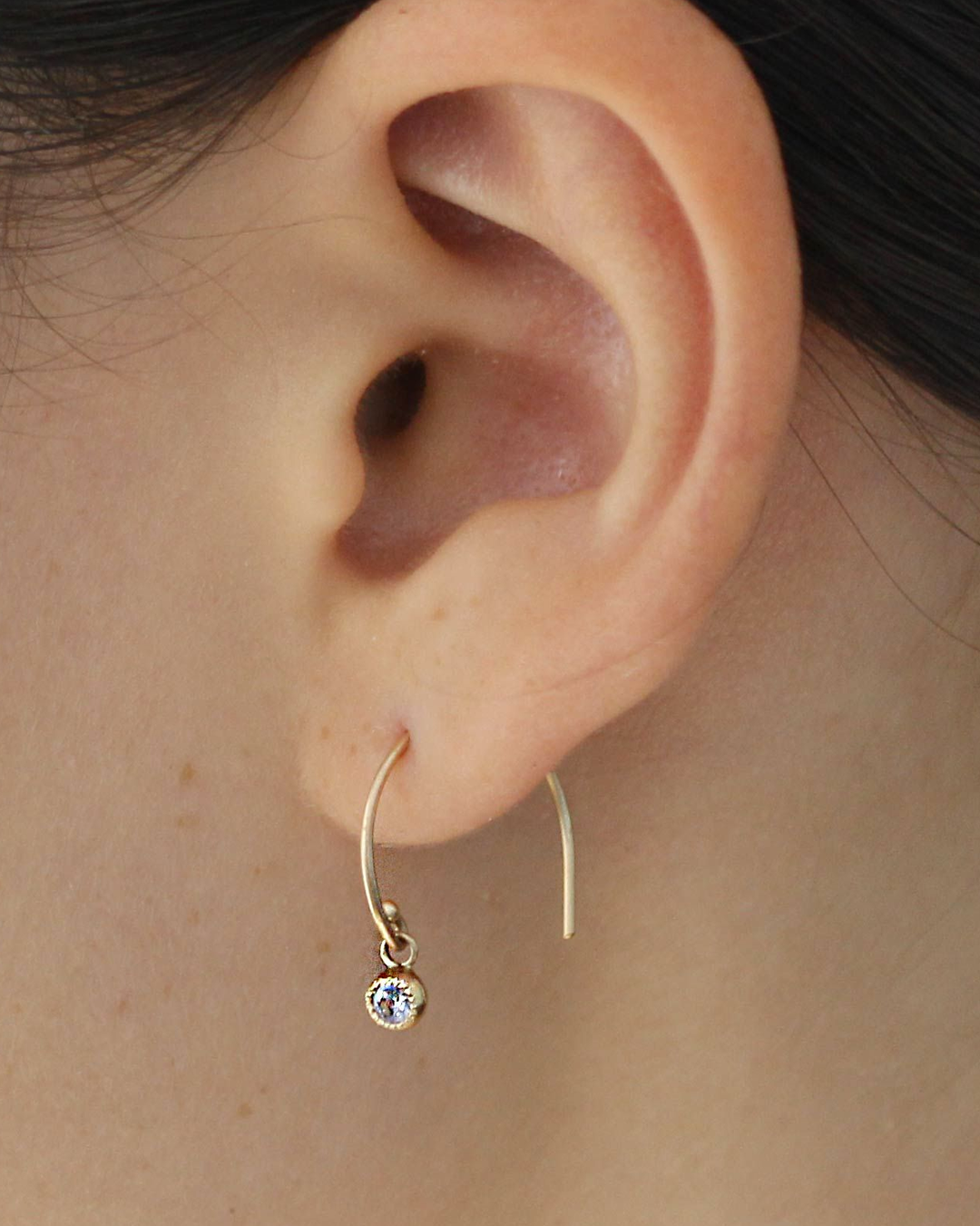 Melee Ball Loop / Light Blue Sapphire By Hiroyo in earrings Category