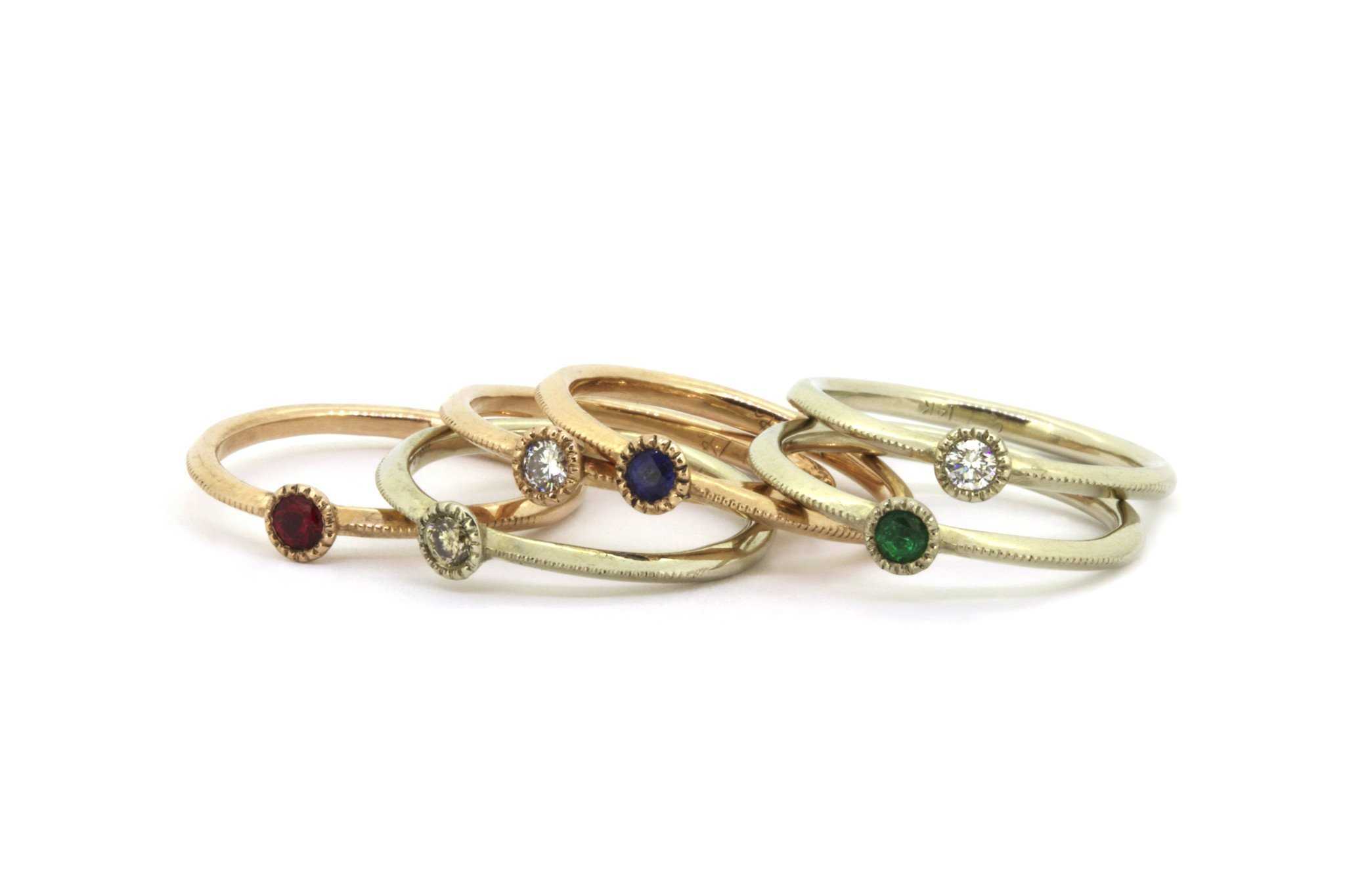 Melee Ball / White Diamond Ring By Hiroyo