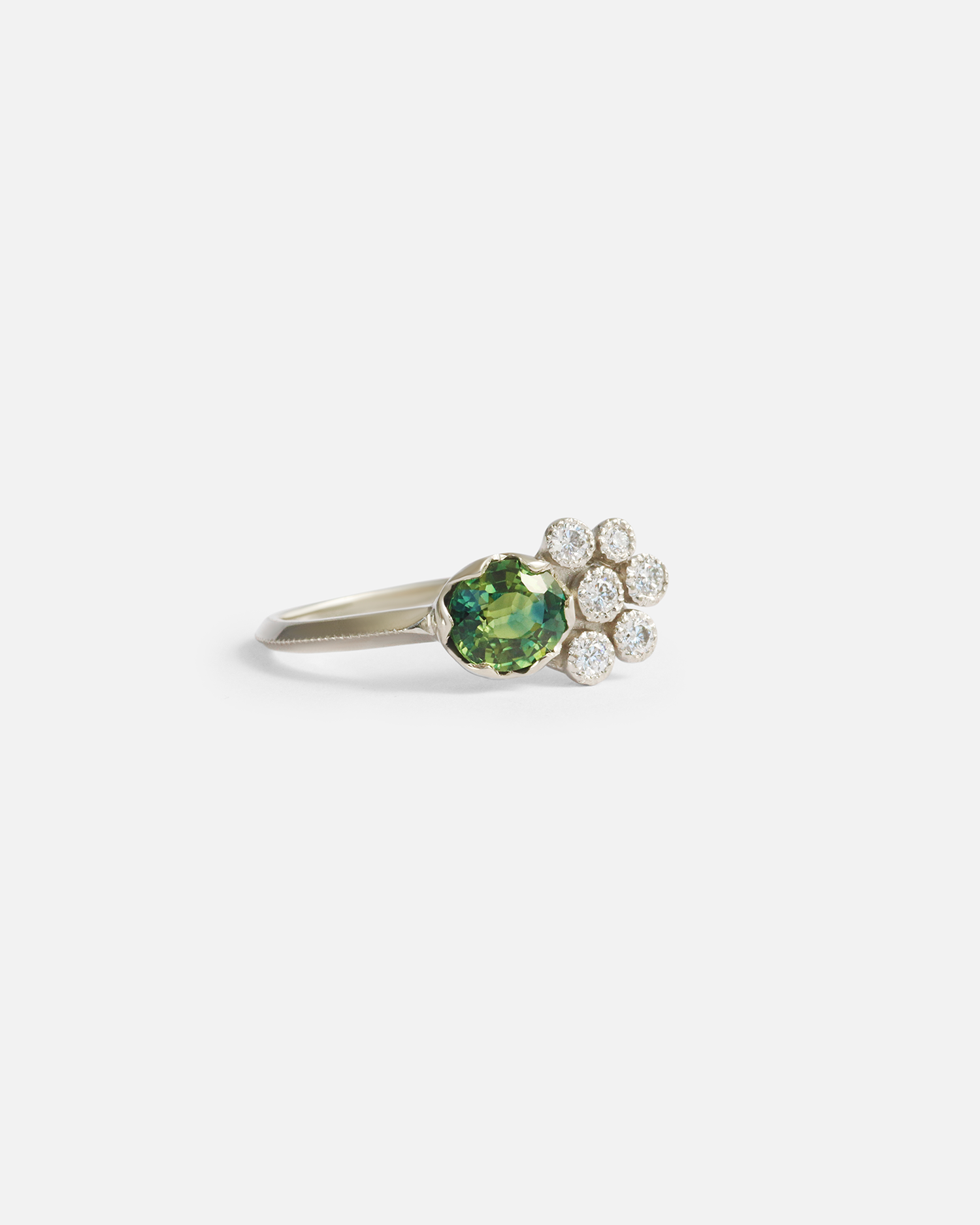 Melee 64 / Bi-Color Sapphire By Hiroyo in ENGAGEMENT Category