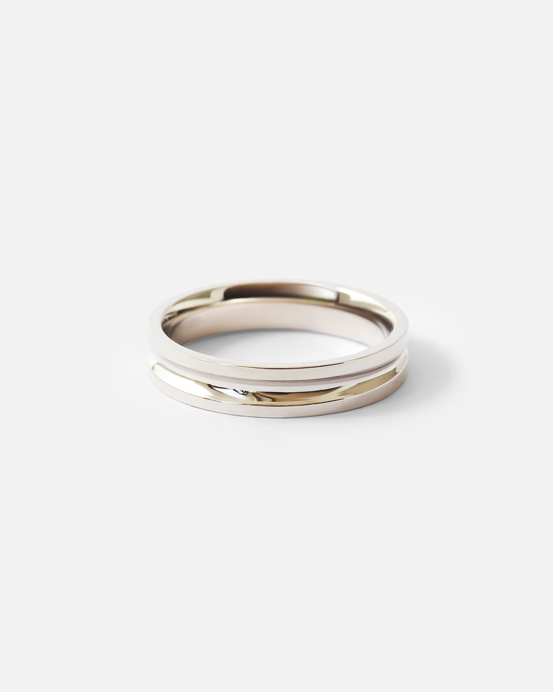 Canal / 4mm Band By Ruoria