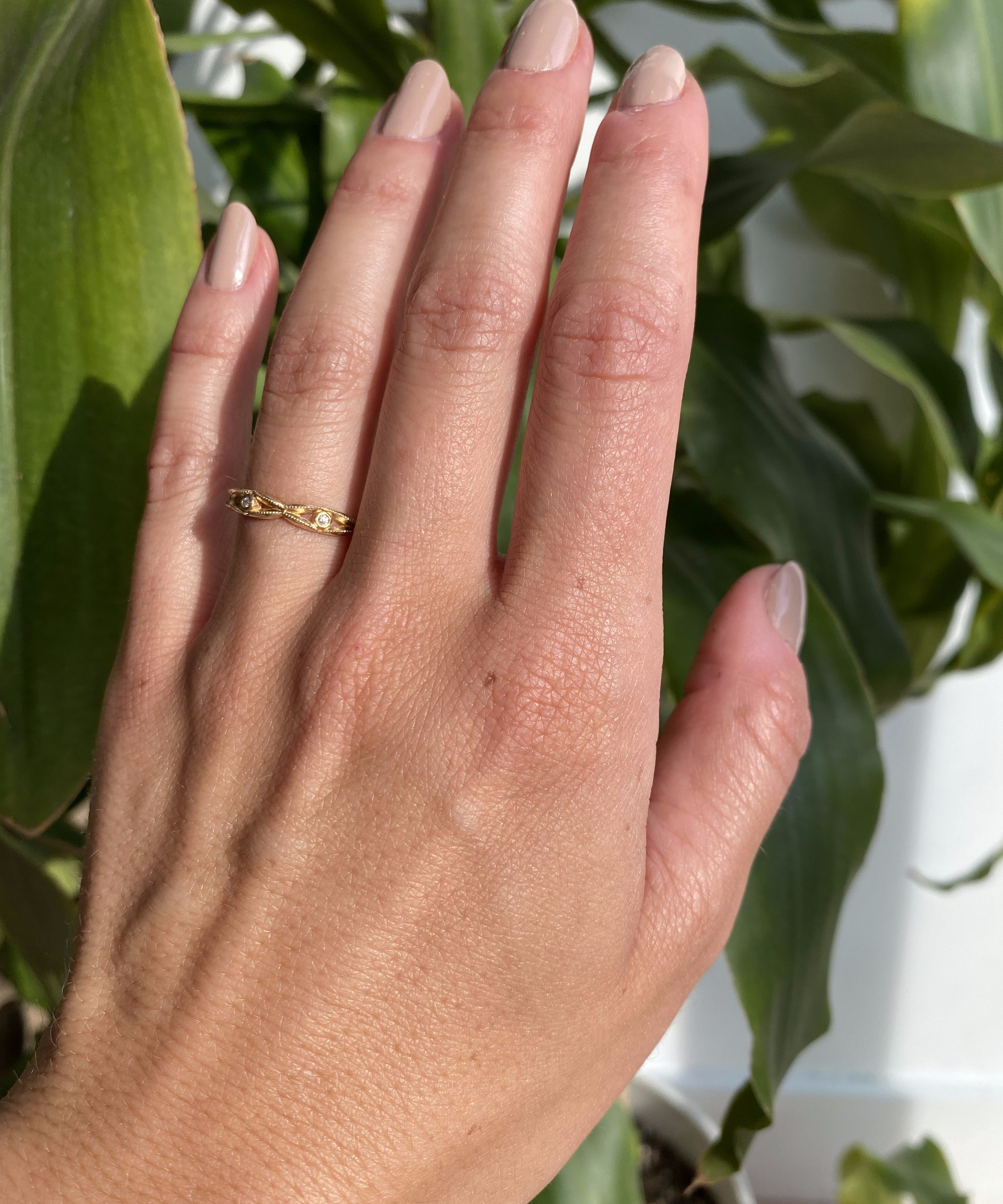 Romantic Array / Eye Diamond Band By Ruoria