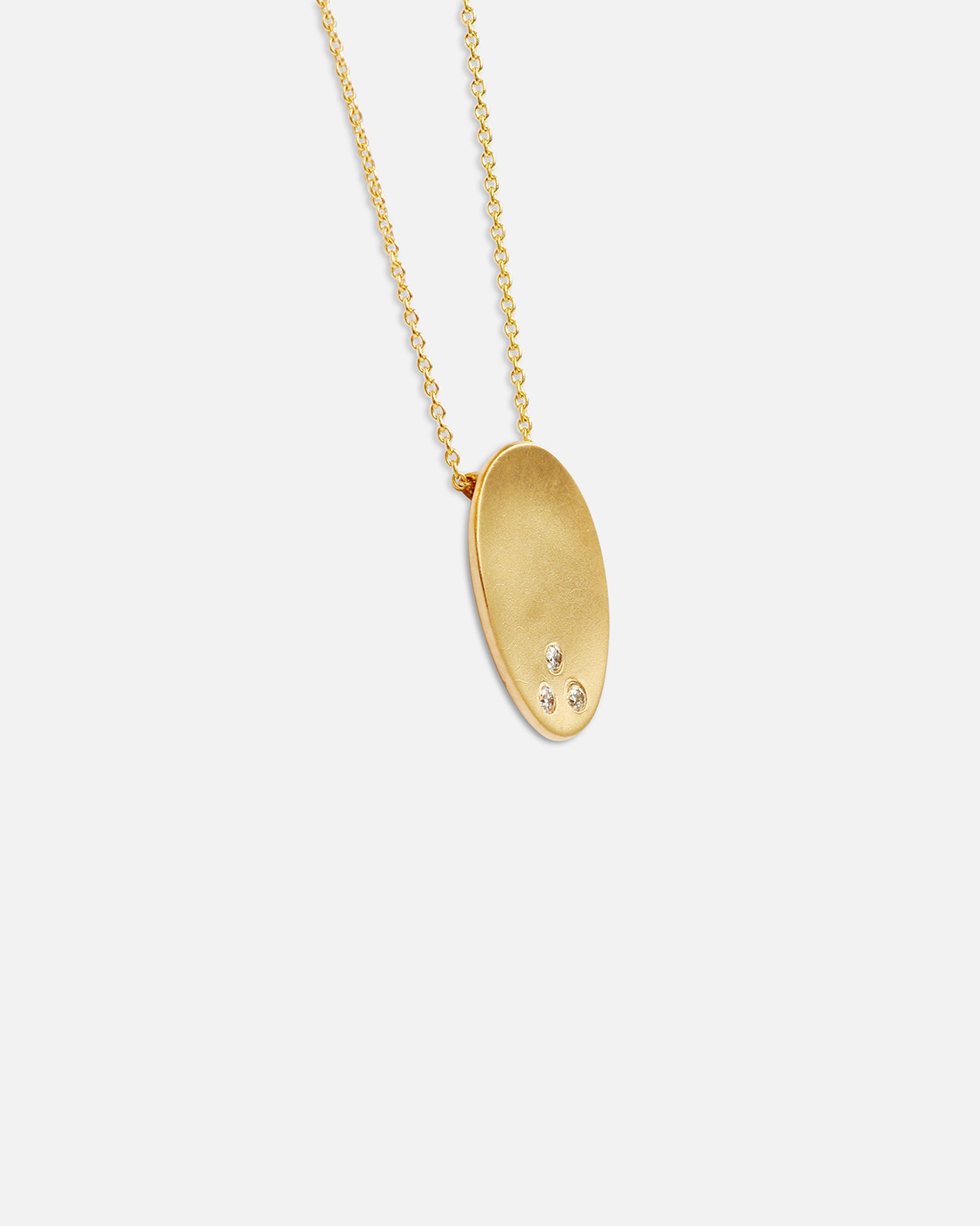 Sasa / Small Yellow Gold + Diamonds Pendant By Hiroyo