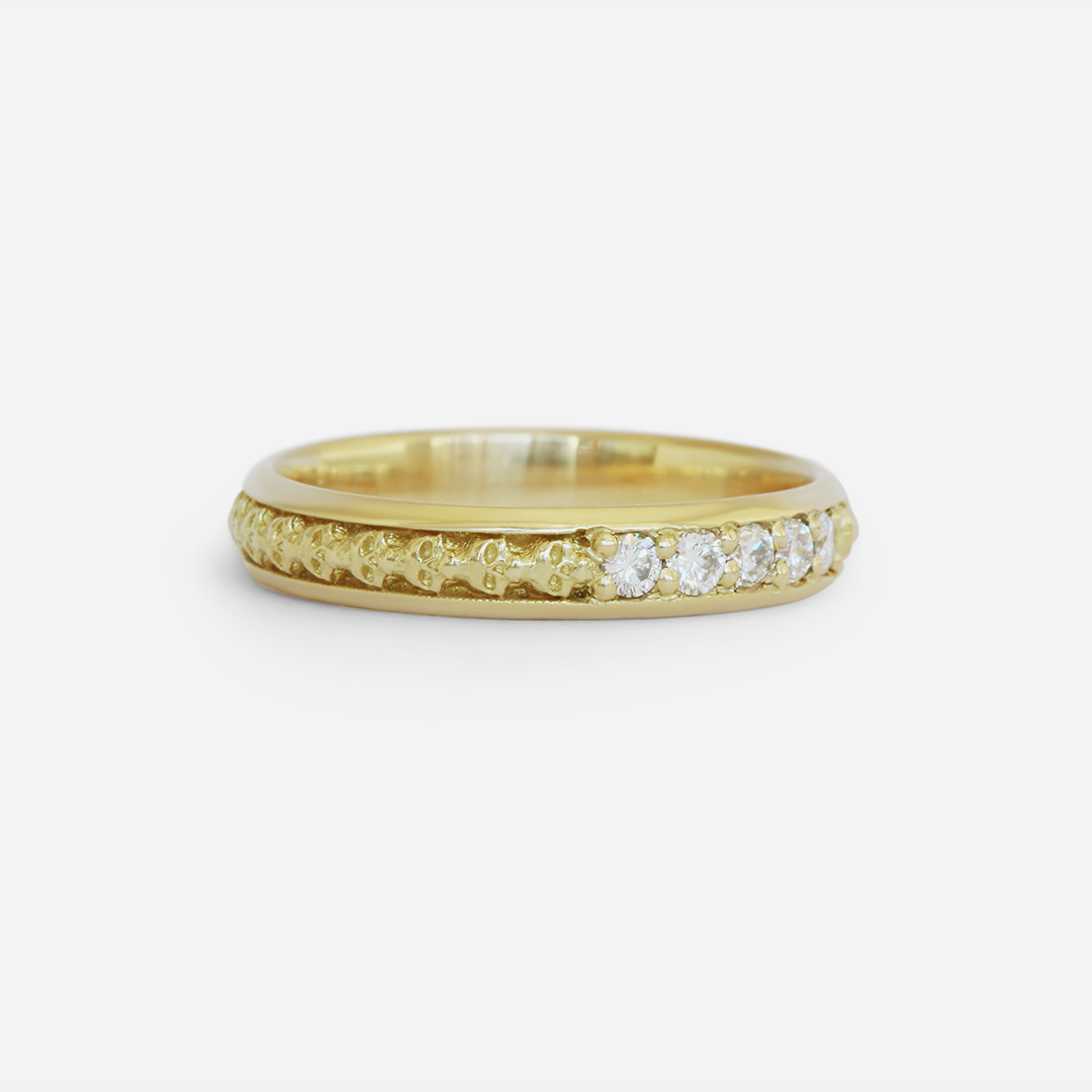 Skulls In A Line / 5 White Diamonds By fitzgerald jewelry in WEDDING Category