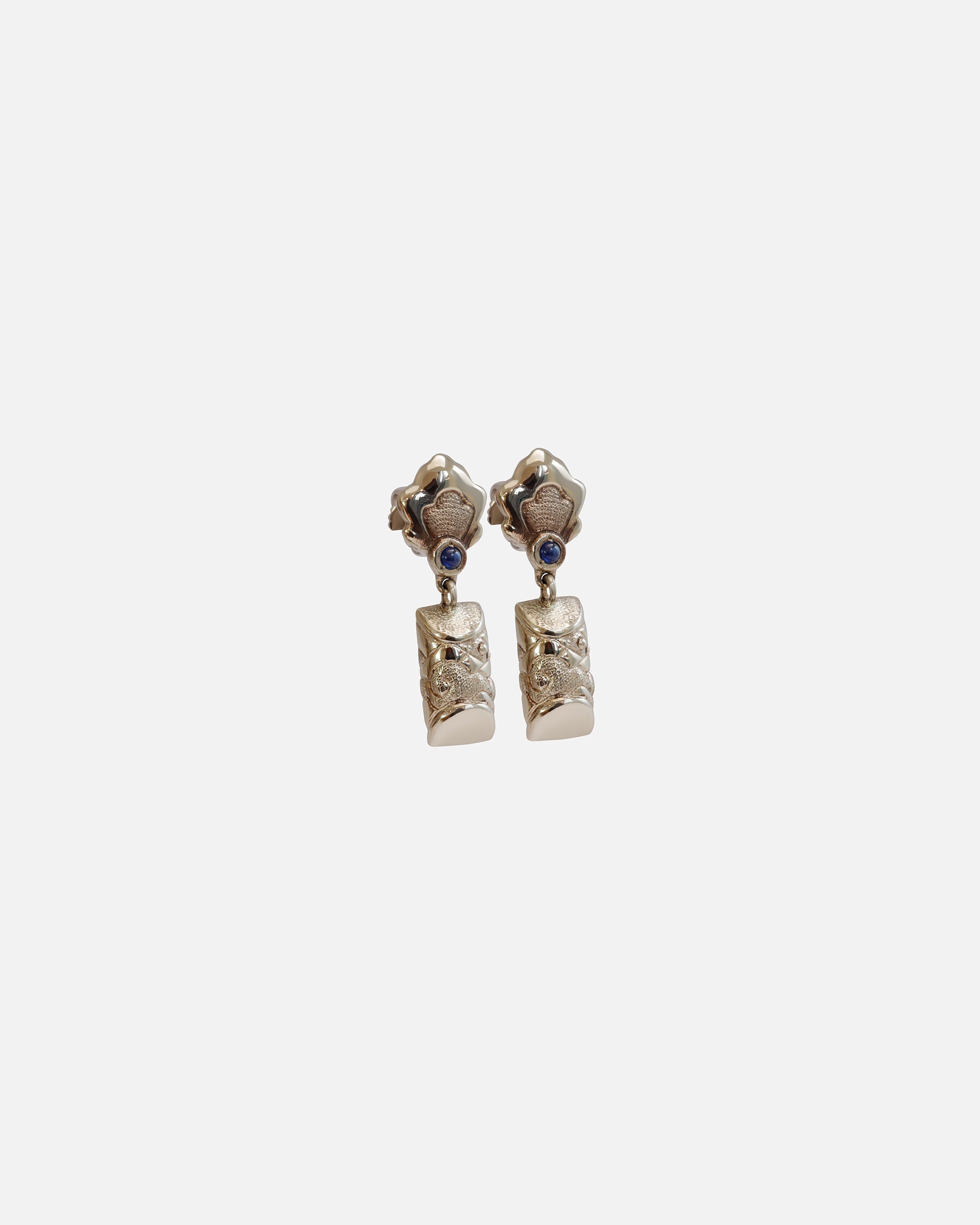 CloudBeam + Mugoonghwa / Stud Earrings *Out* By Young Sun Song