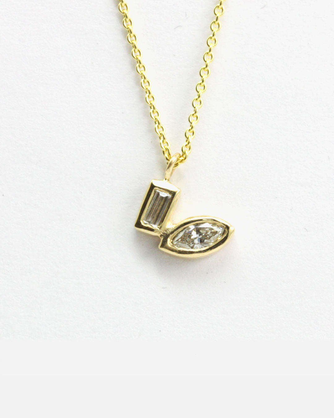 Bubble 14 / Colored Diamond Pendant By Hiroyo