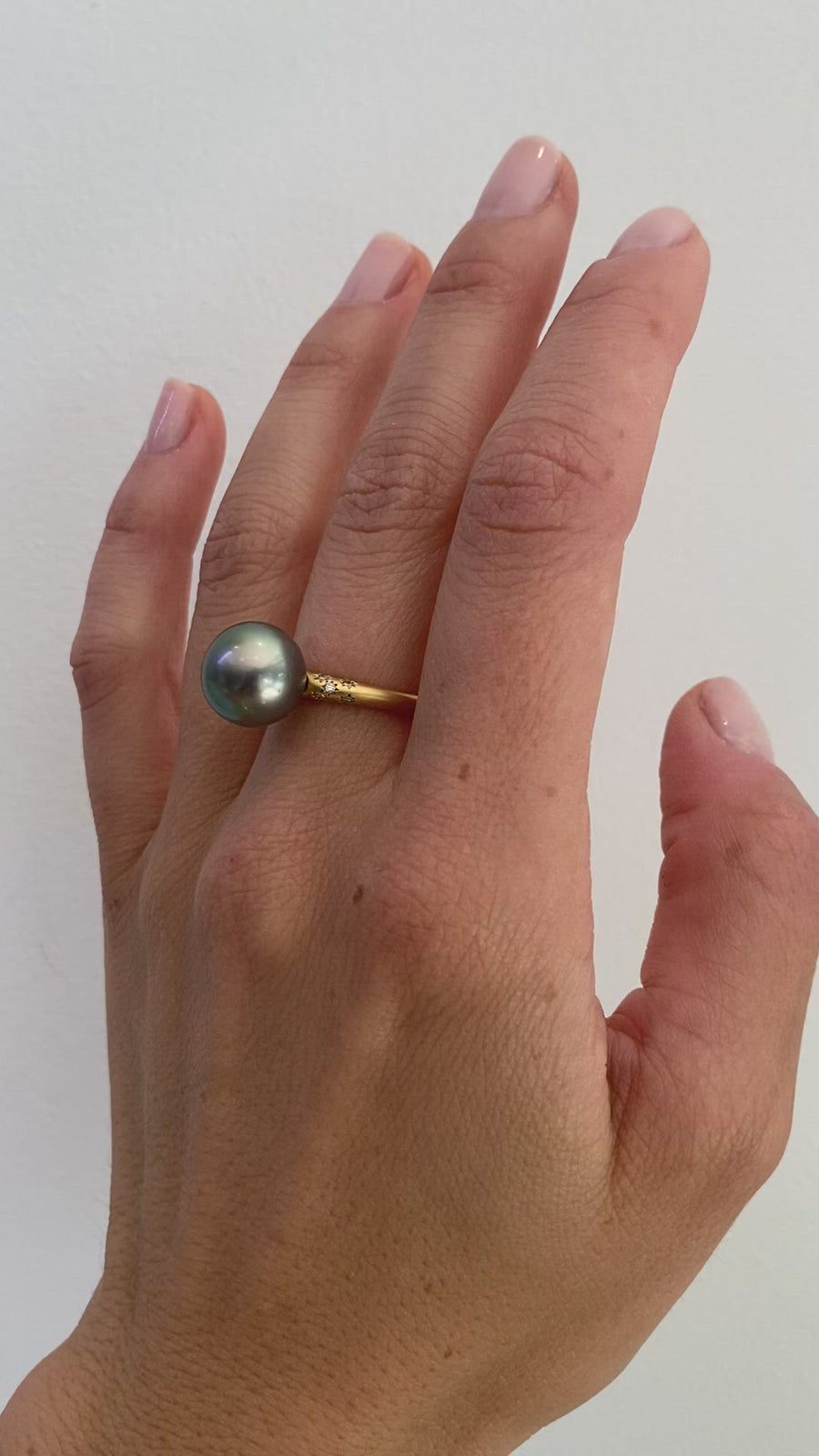 Umi / Moon + Stars Ring