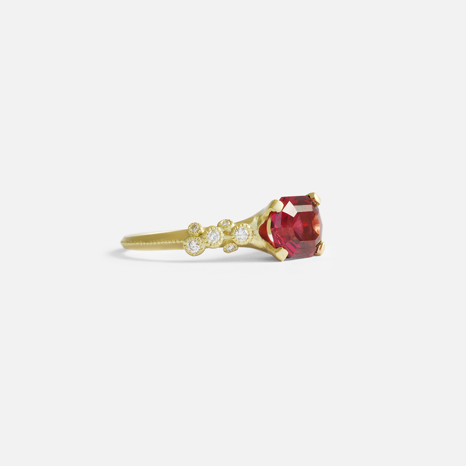 Melee E5 / Rhodolite Garnet By Hiroyo in Engagement Rings Category