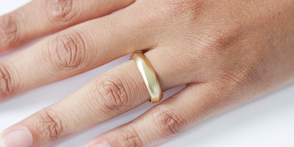 Wide Pebble Band By Hiroyo
