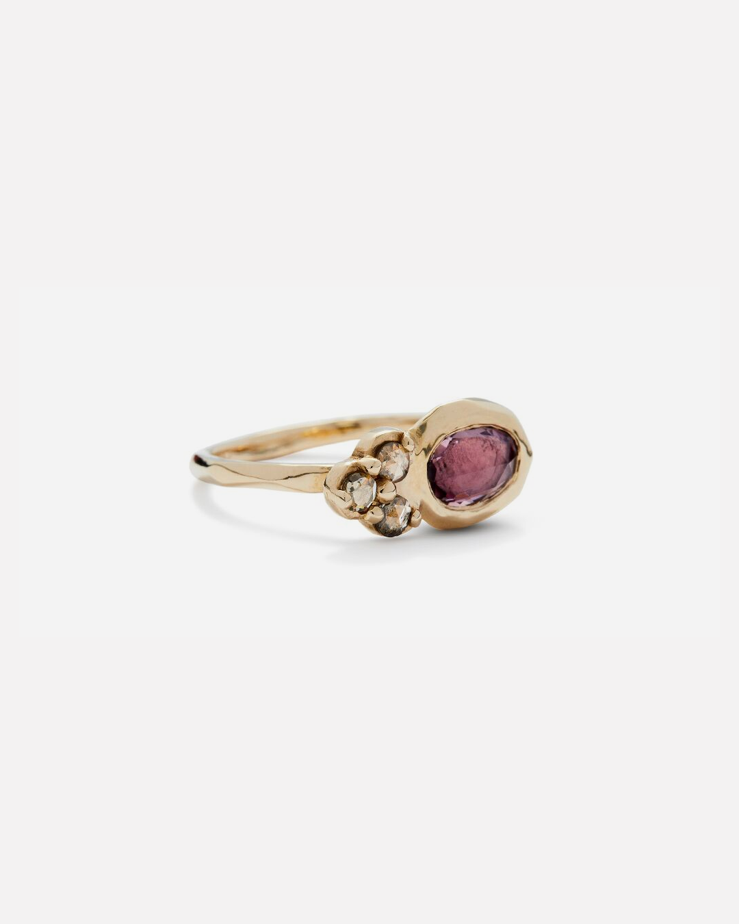 Pebble Ring / Rose Cut Sapphire By Hiroyo