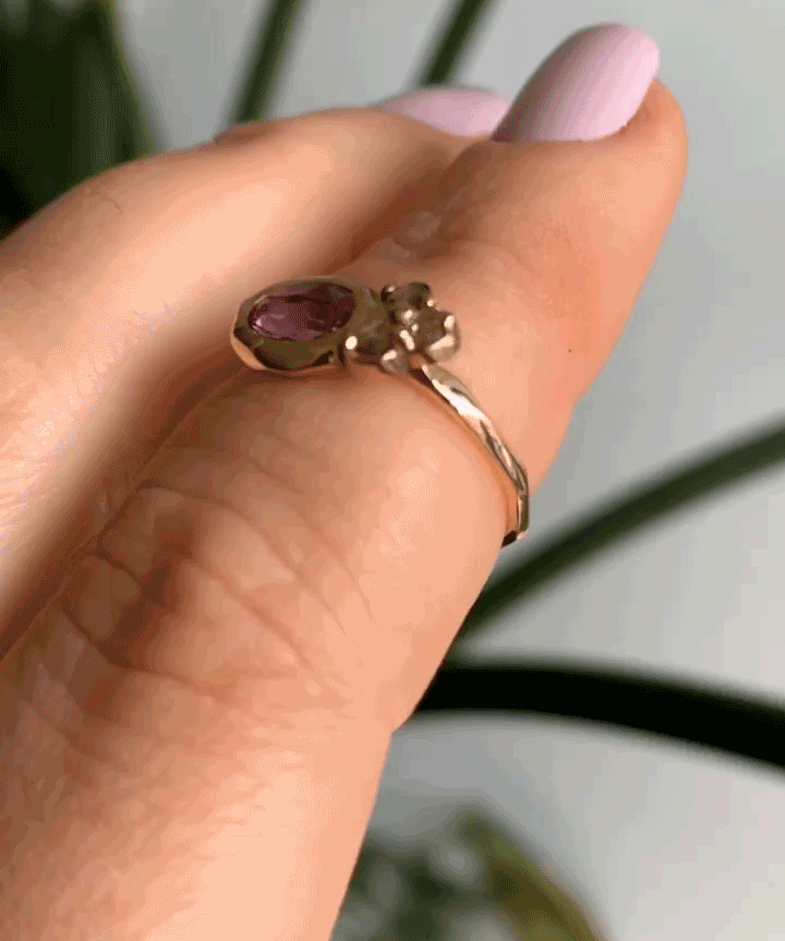 Pebble Ring / Rose Cut Sapphire By Hiroyo