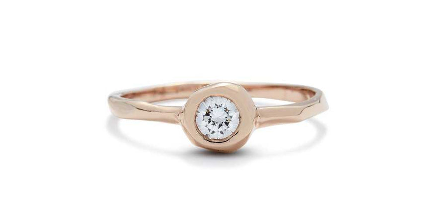 Pebble Ring / White Diamond By Hiroyo in Pebble Category