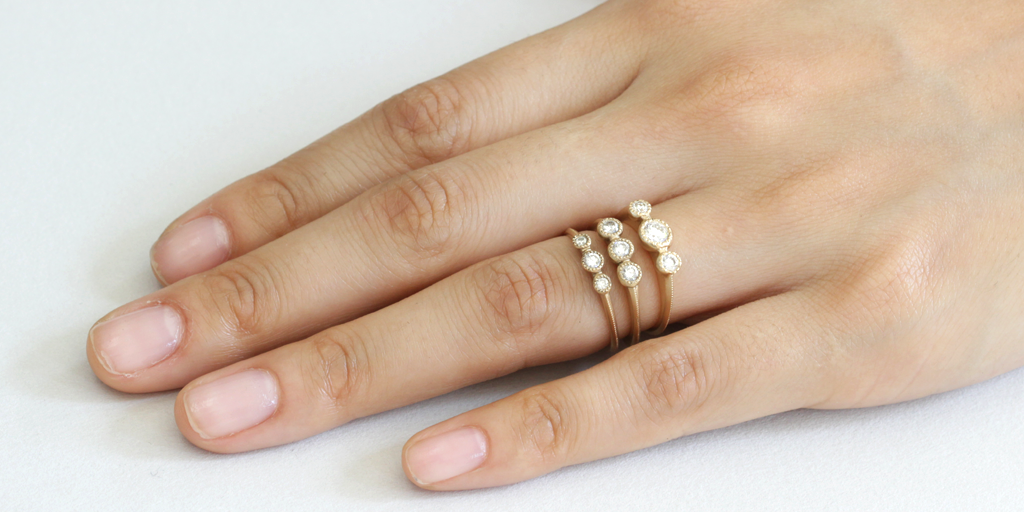 Melee 9 Small / White Diamonds By Hiroyo in rings Category