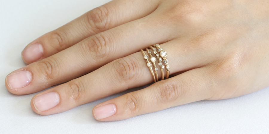 Melee 28 / White Diamonds By Hiroyo in rings Category